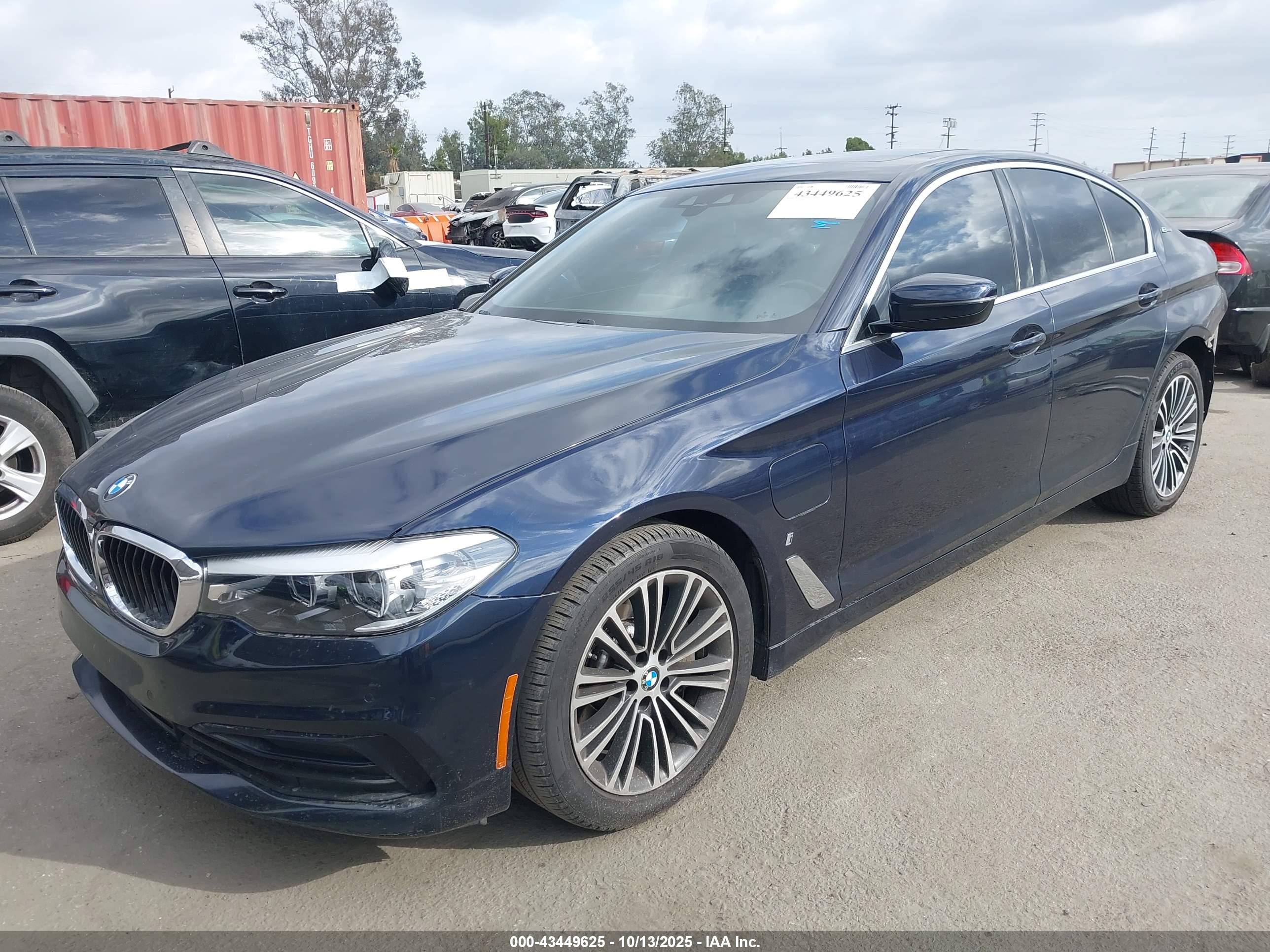 BMW 530E image 2