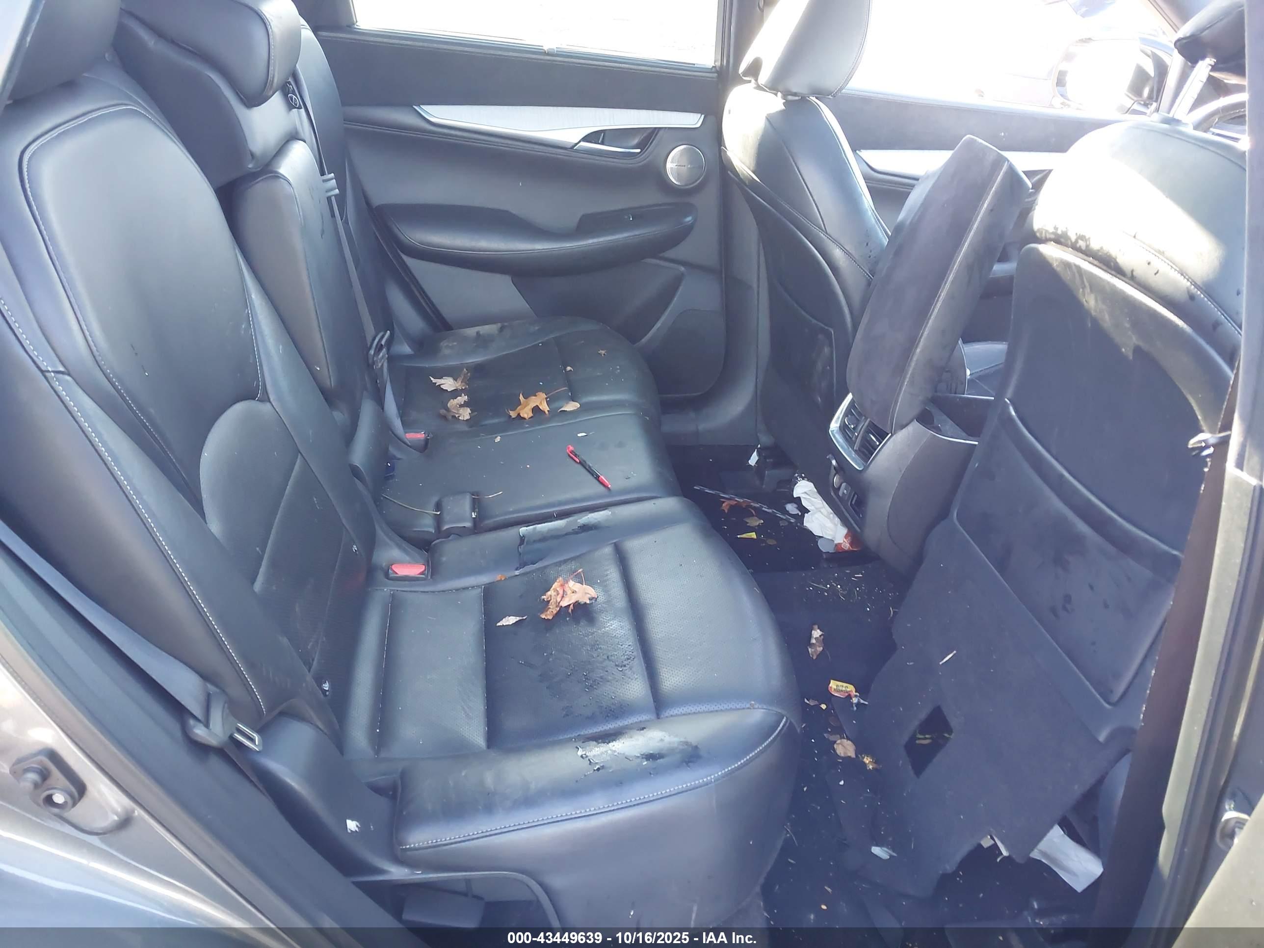 INFINITI QX50 image 8