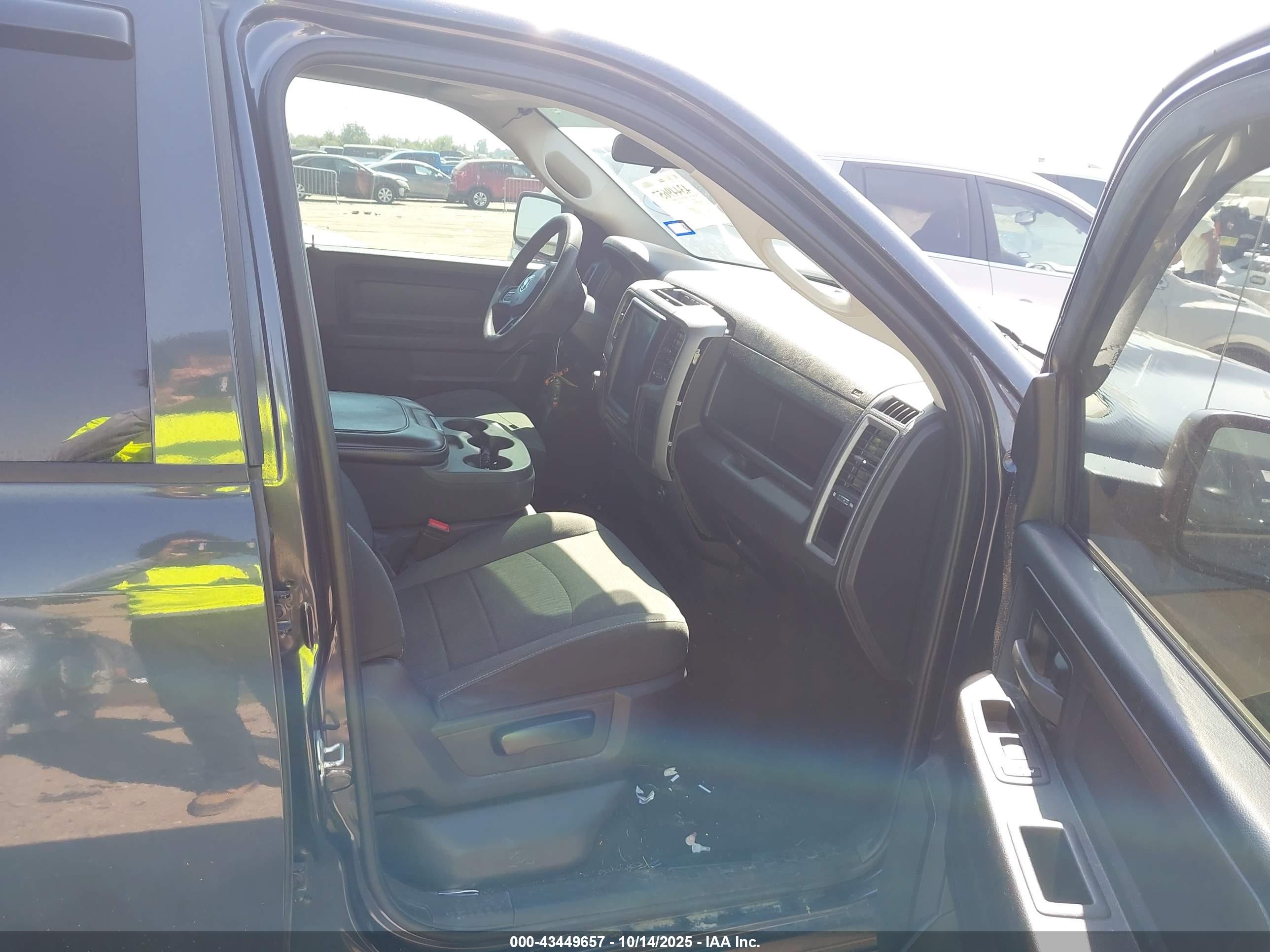 RAM 1500 image 5