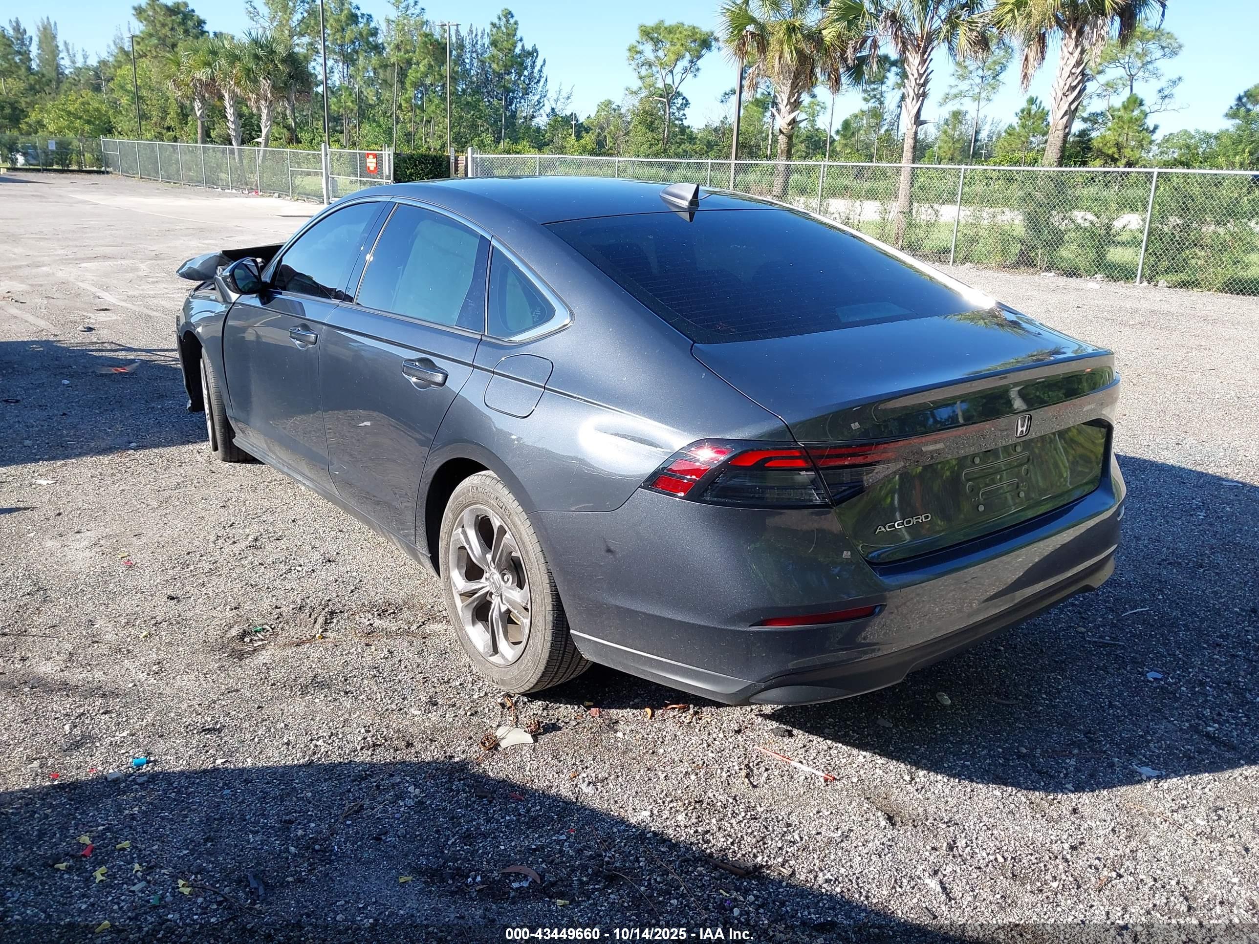 HONDA ACCORD image 3