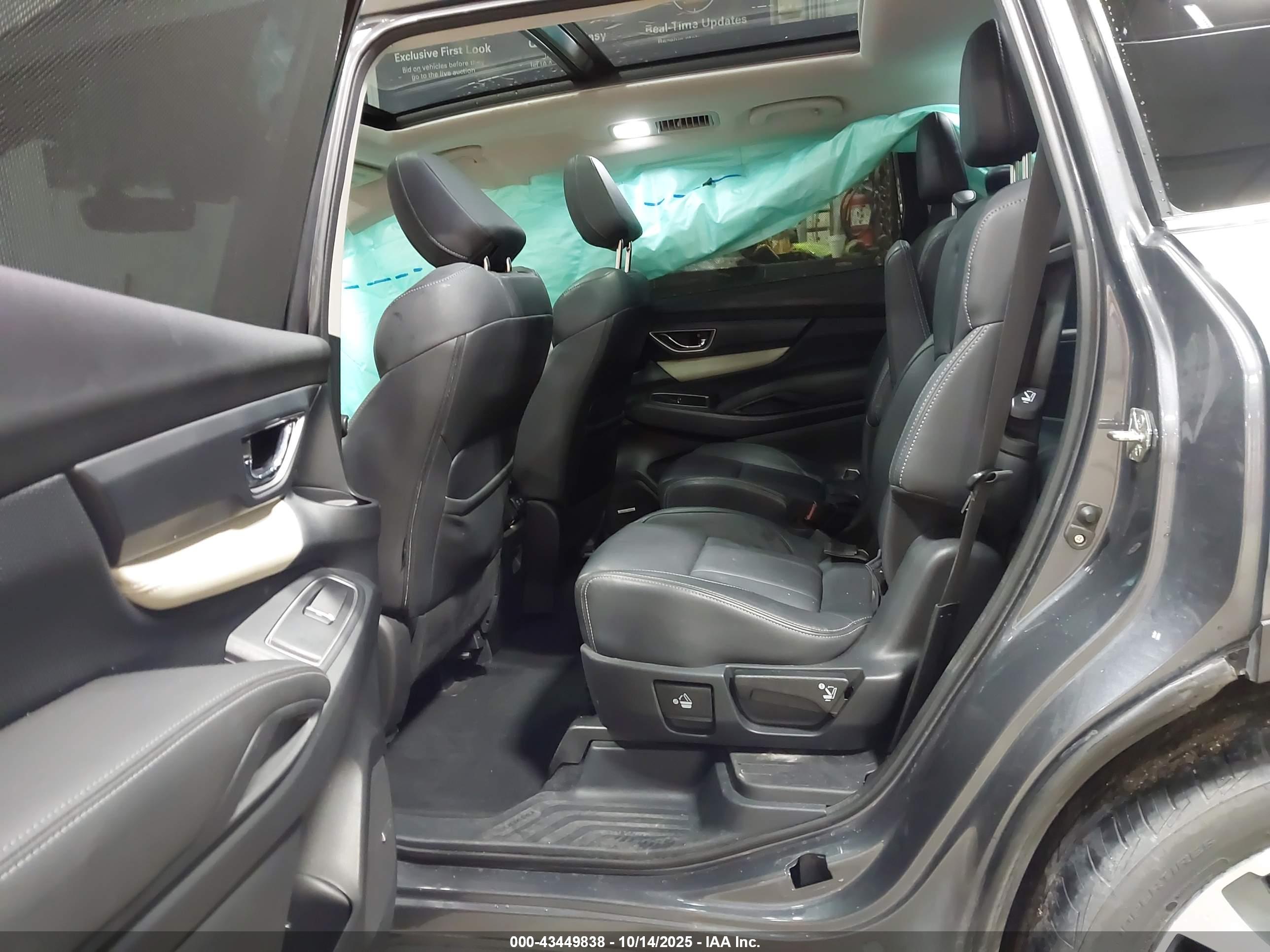 SUBARU ASCENT image 8