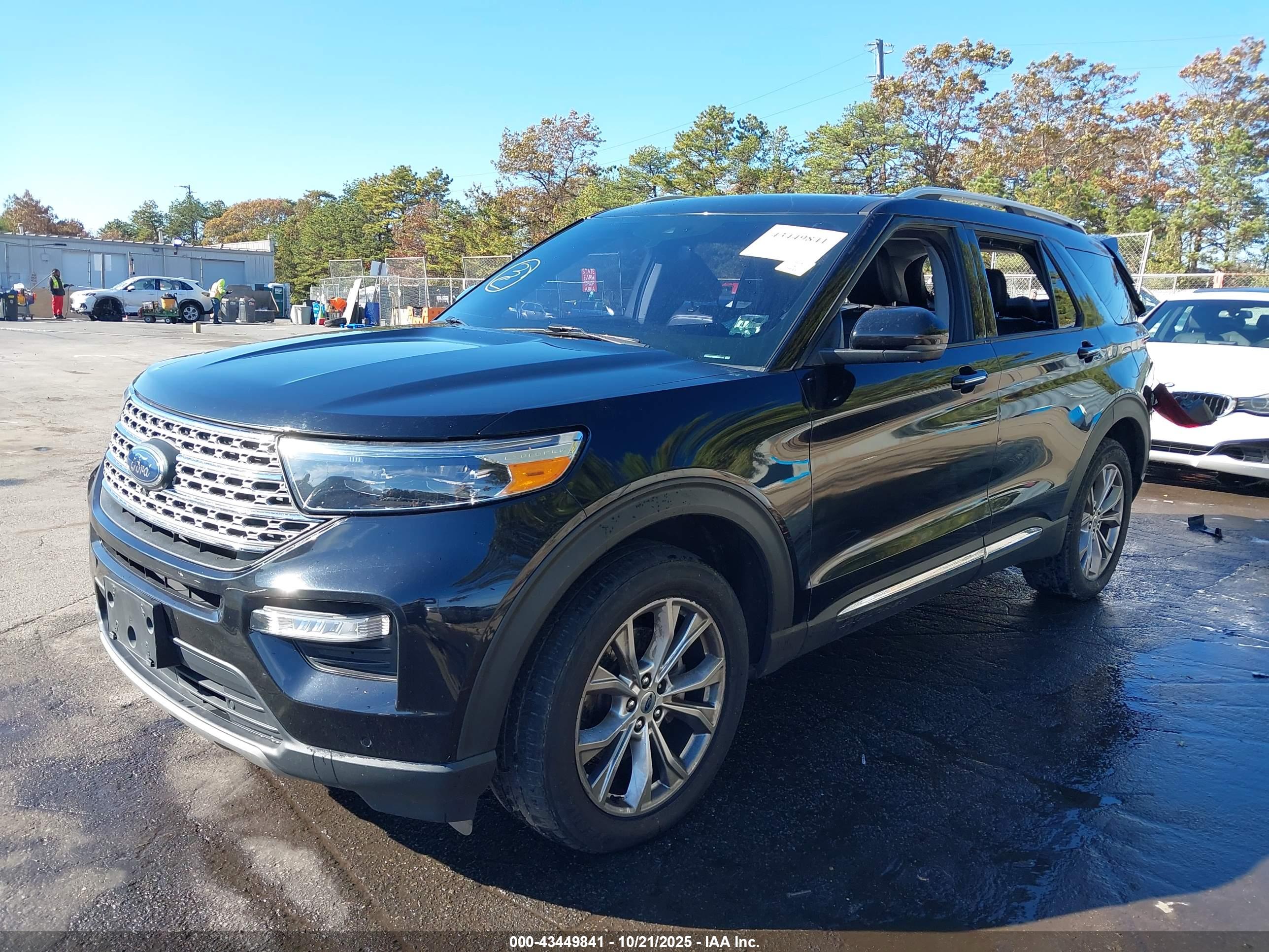 FORD EXPLORER image 2