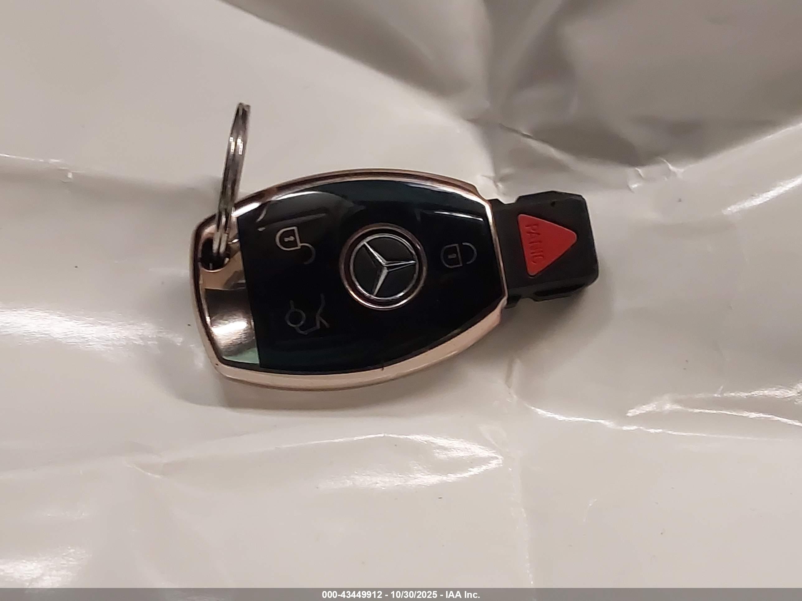 MERCEDES-BENZ C image 11