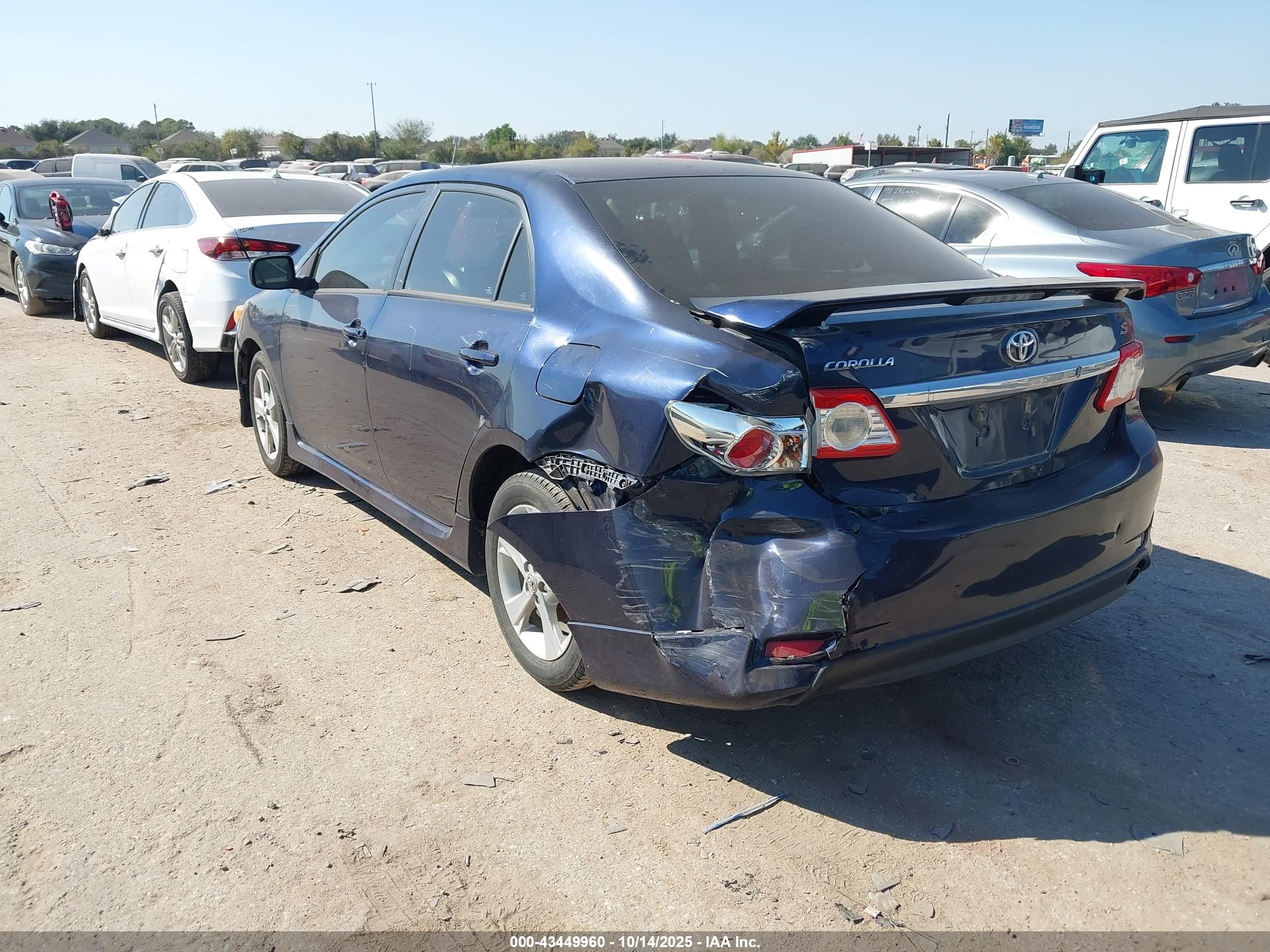 TOYOTA COROLLA image 3