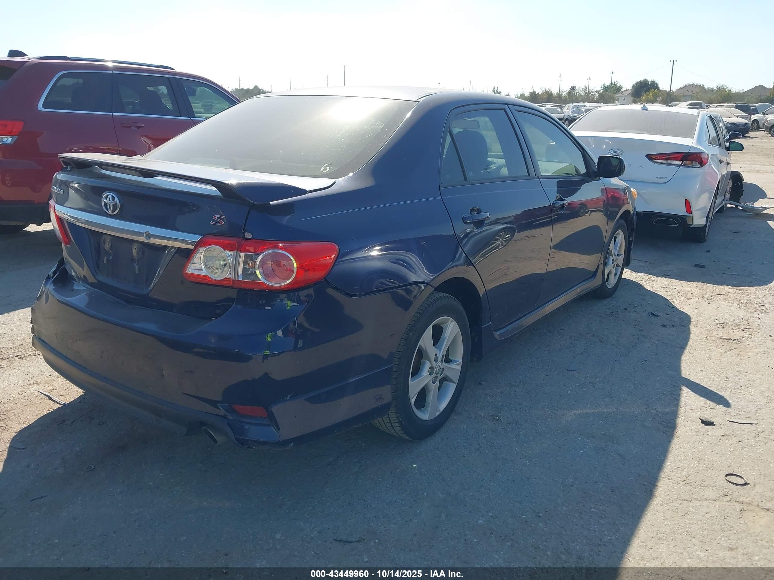 TOYOTA COROLLA image 4