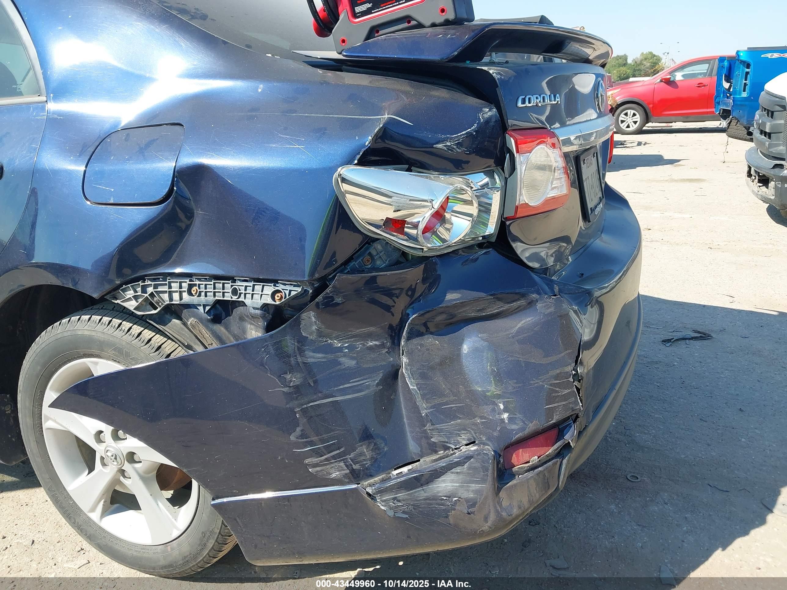 TOYOTA COROLLA image 6