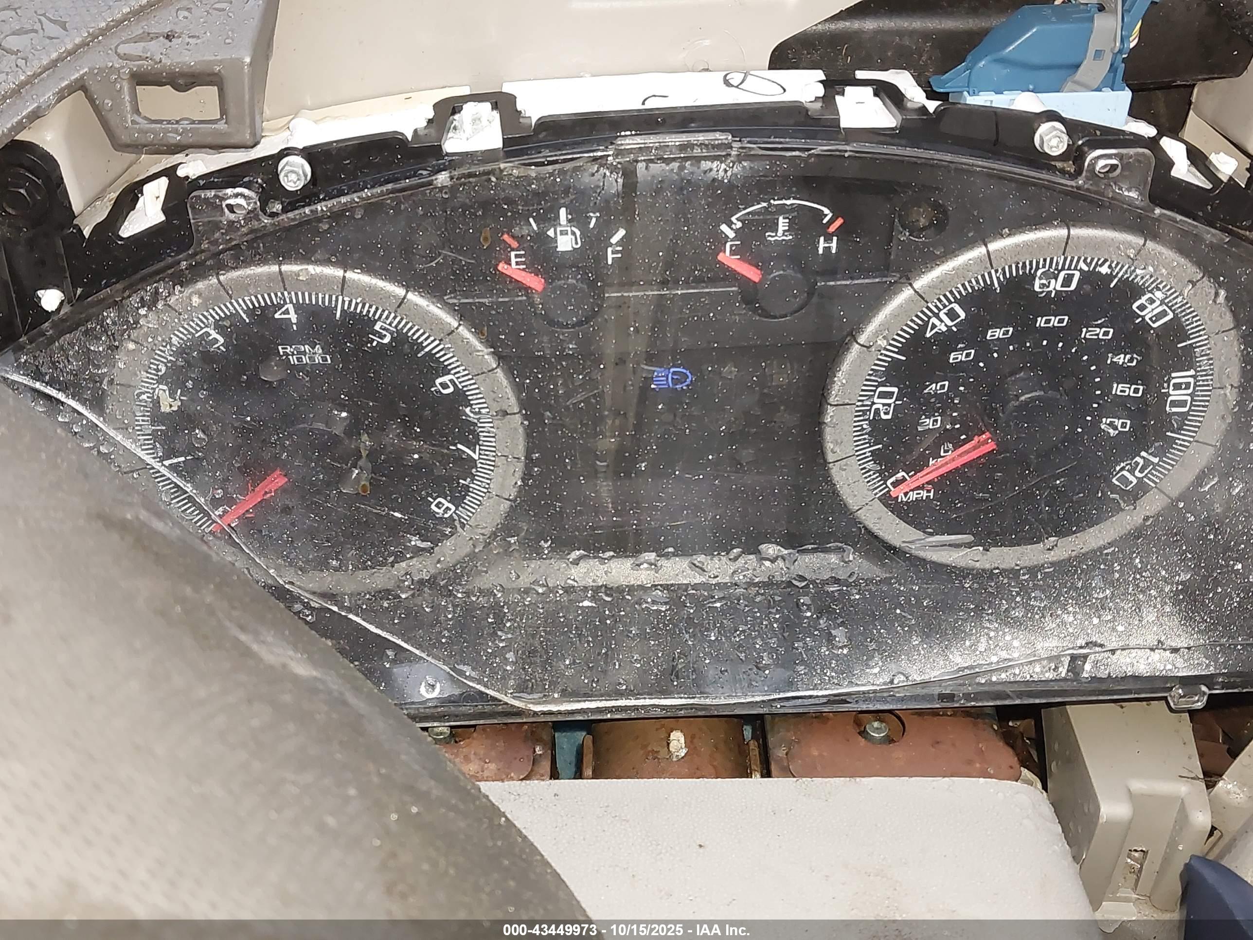 FORD ESCAPE image 7