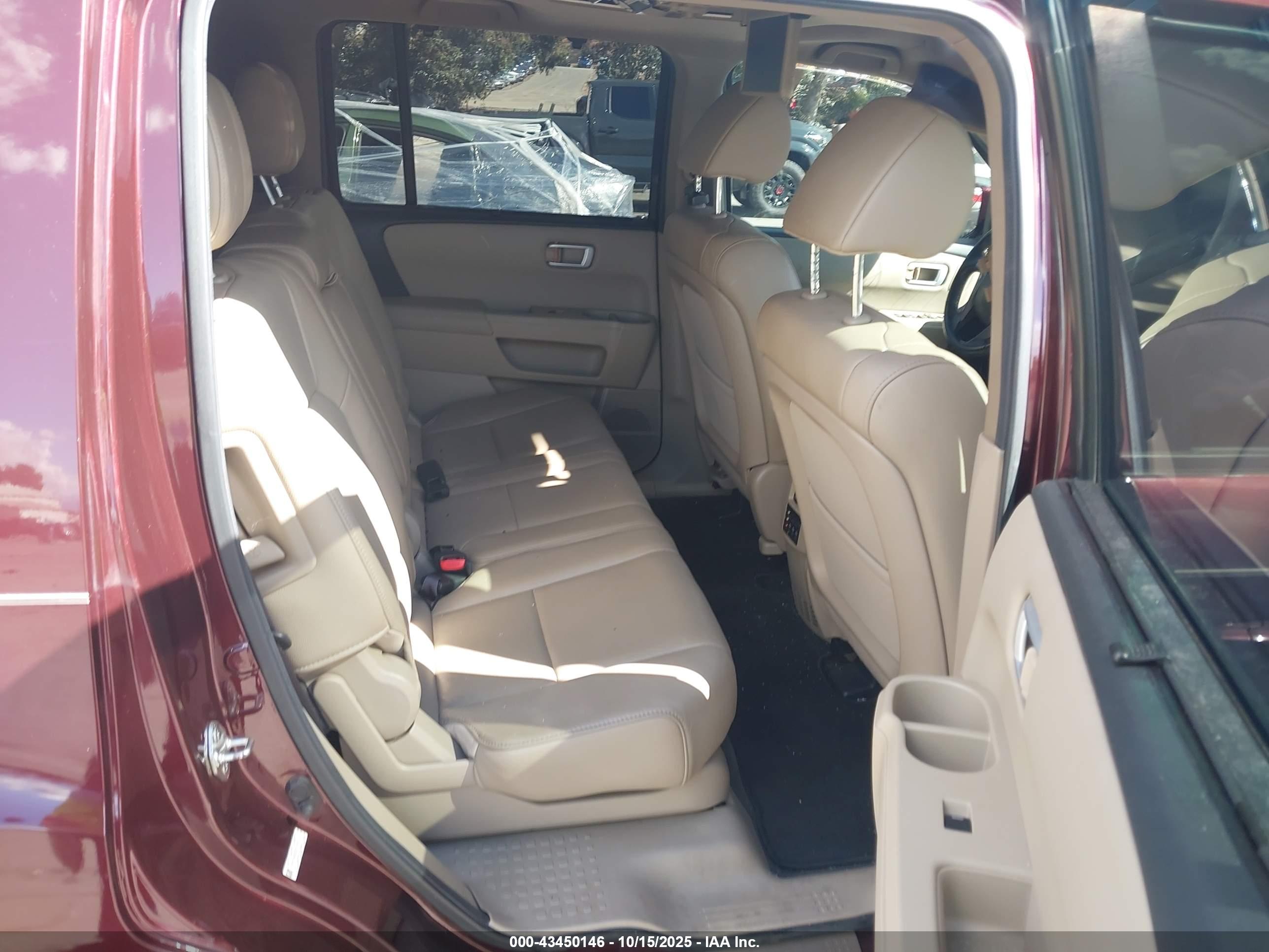 HONDA PILOT image 8