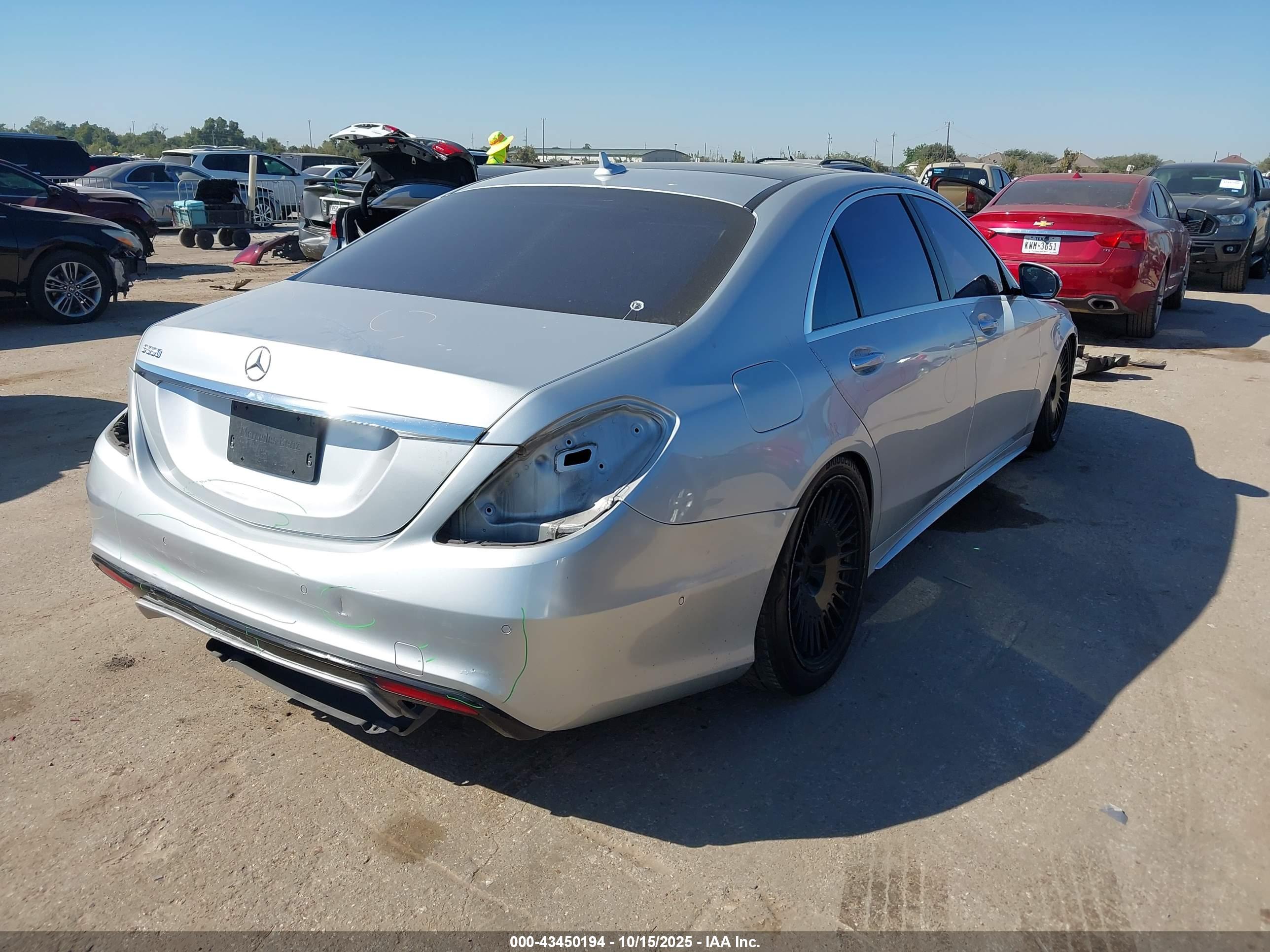 MERCEDES-BENZ S image 4