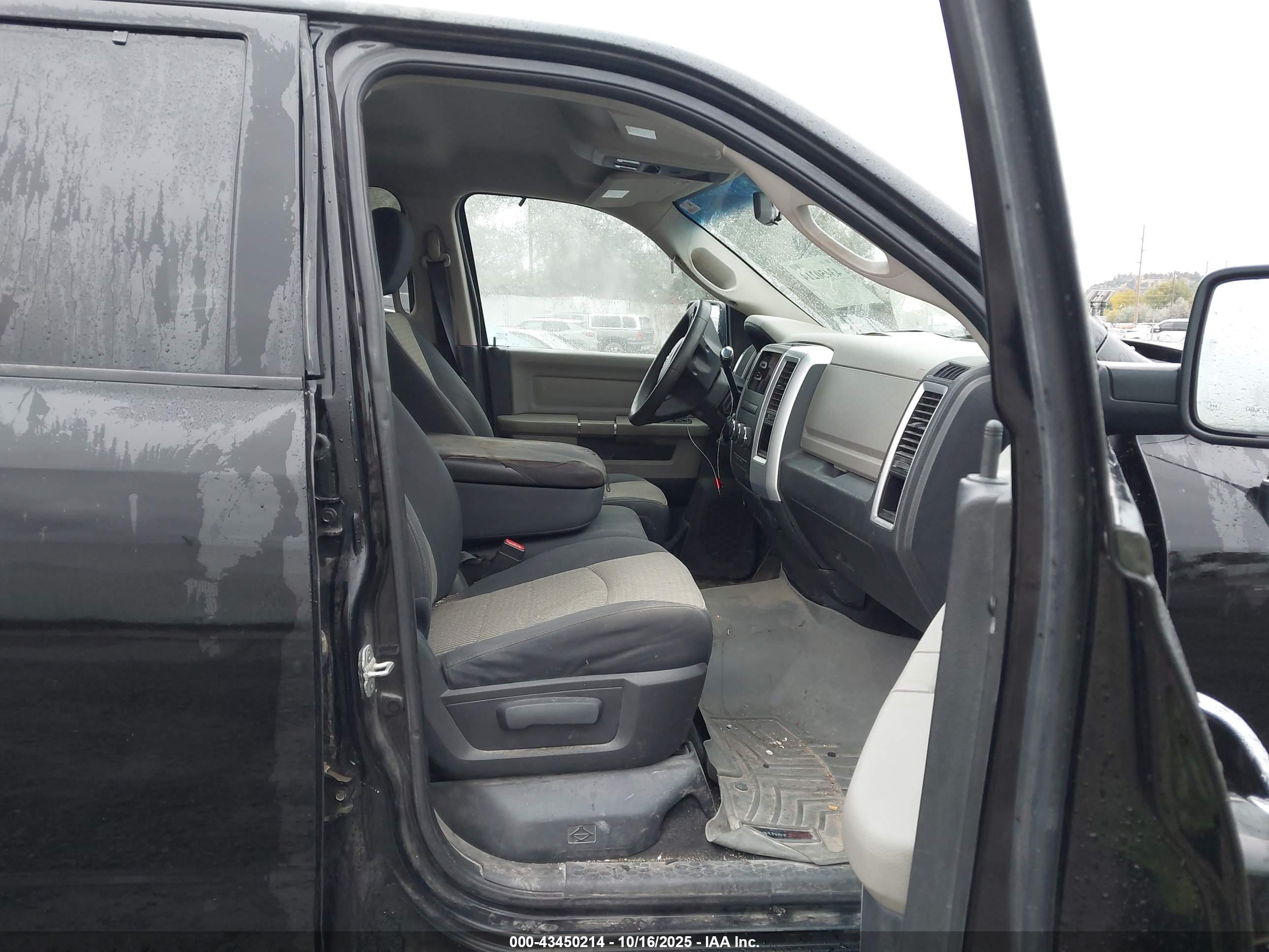 RAM 2500 image 5