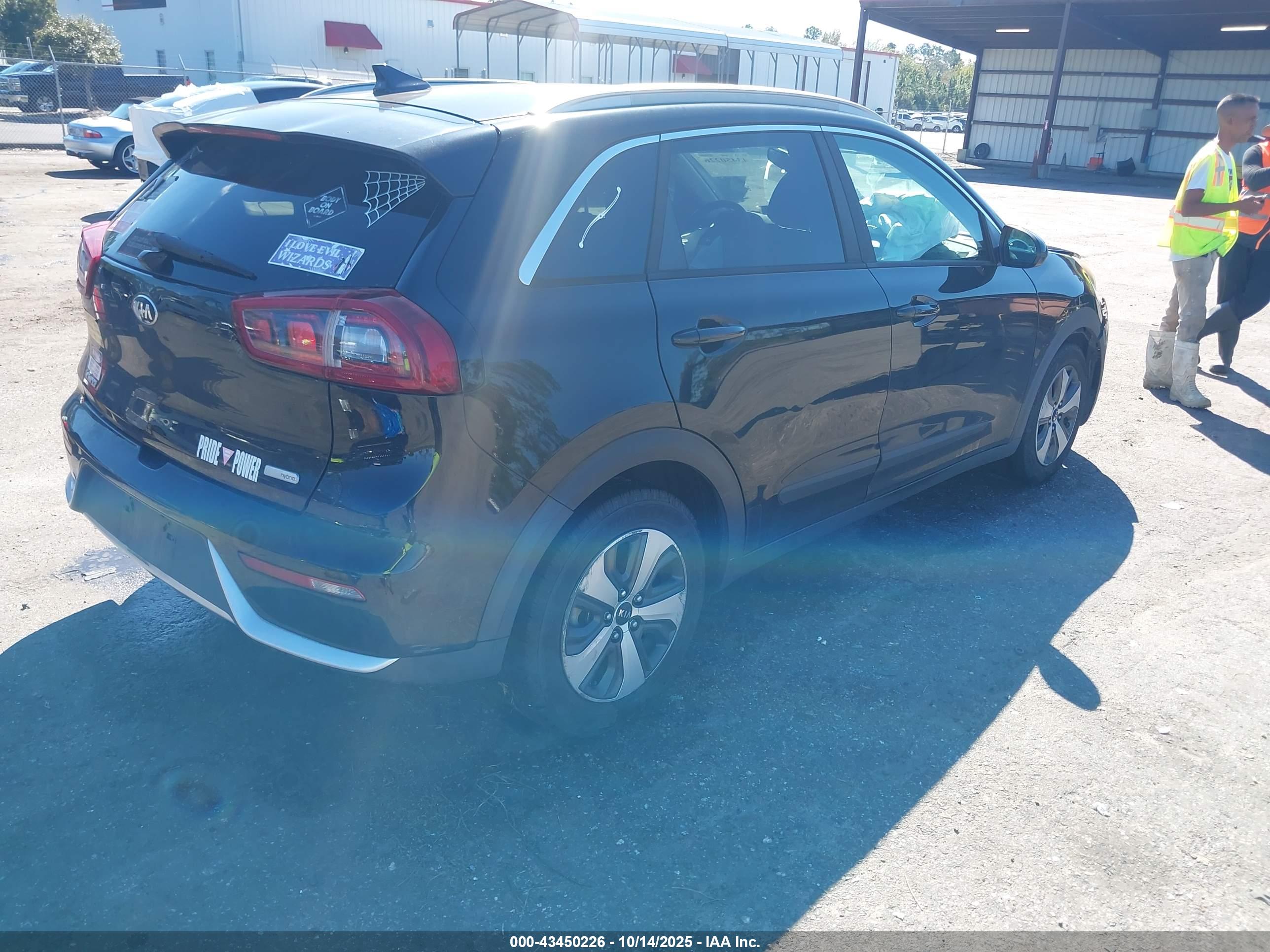 KIA NIRO image 4