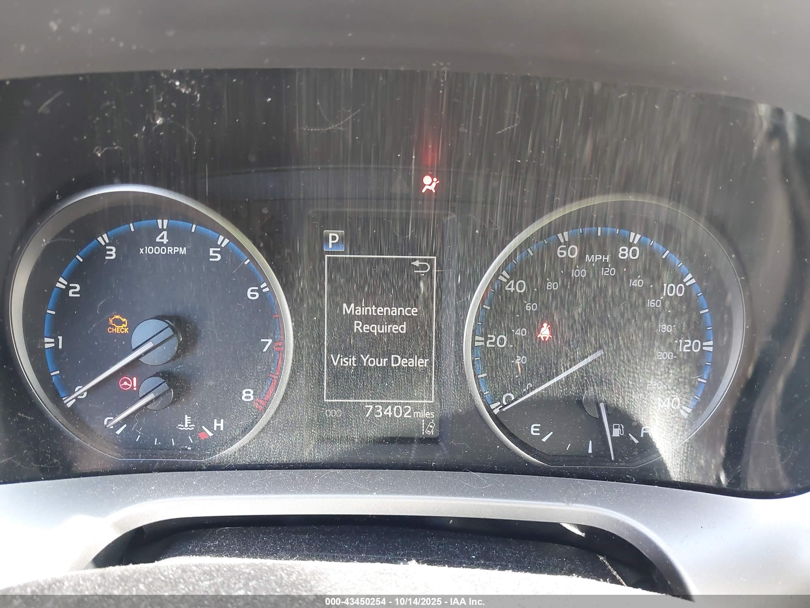 TOYOTA RAV4 image 7