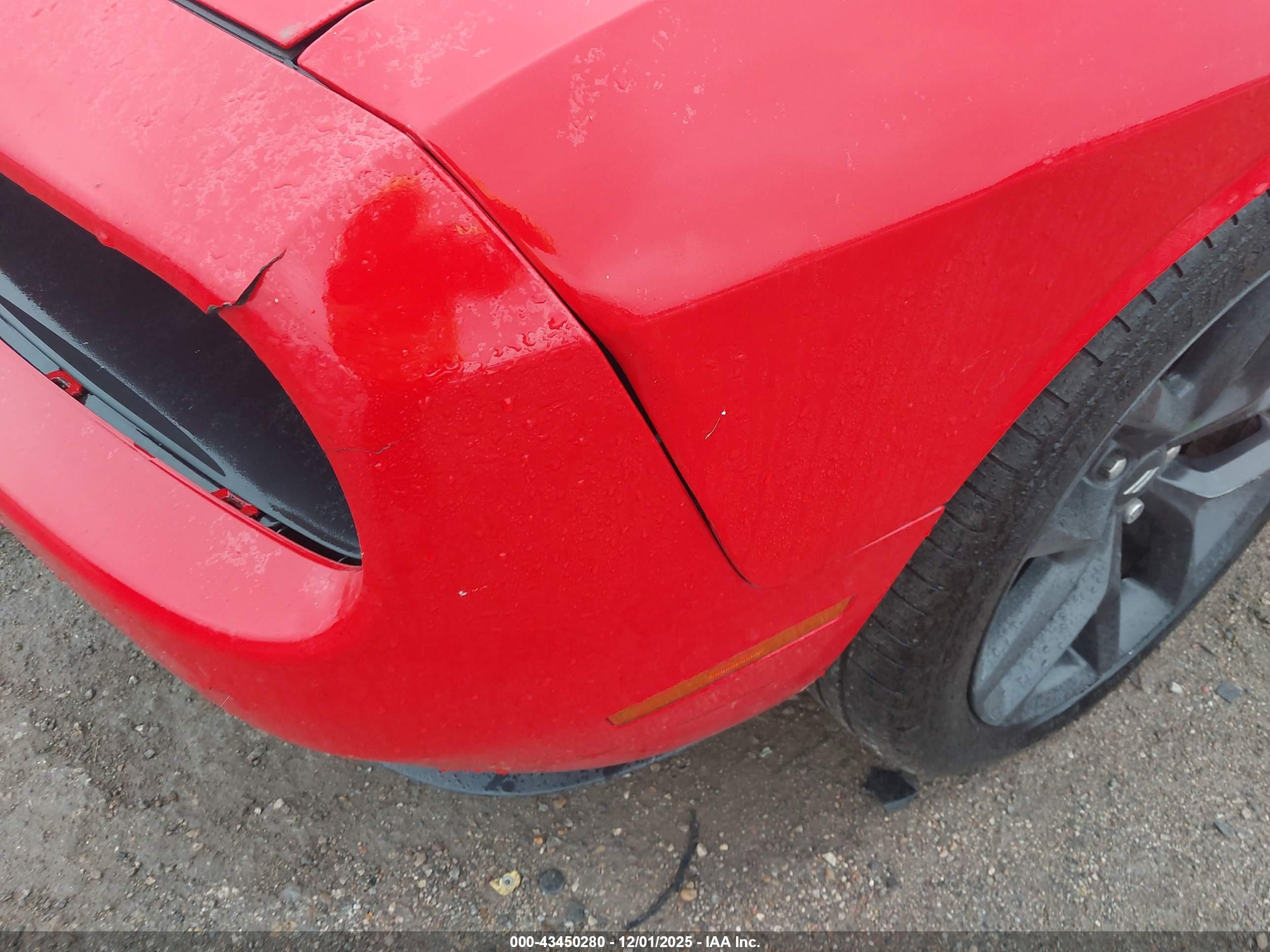 DODGE CHALLENGER image 6