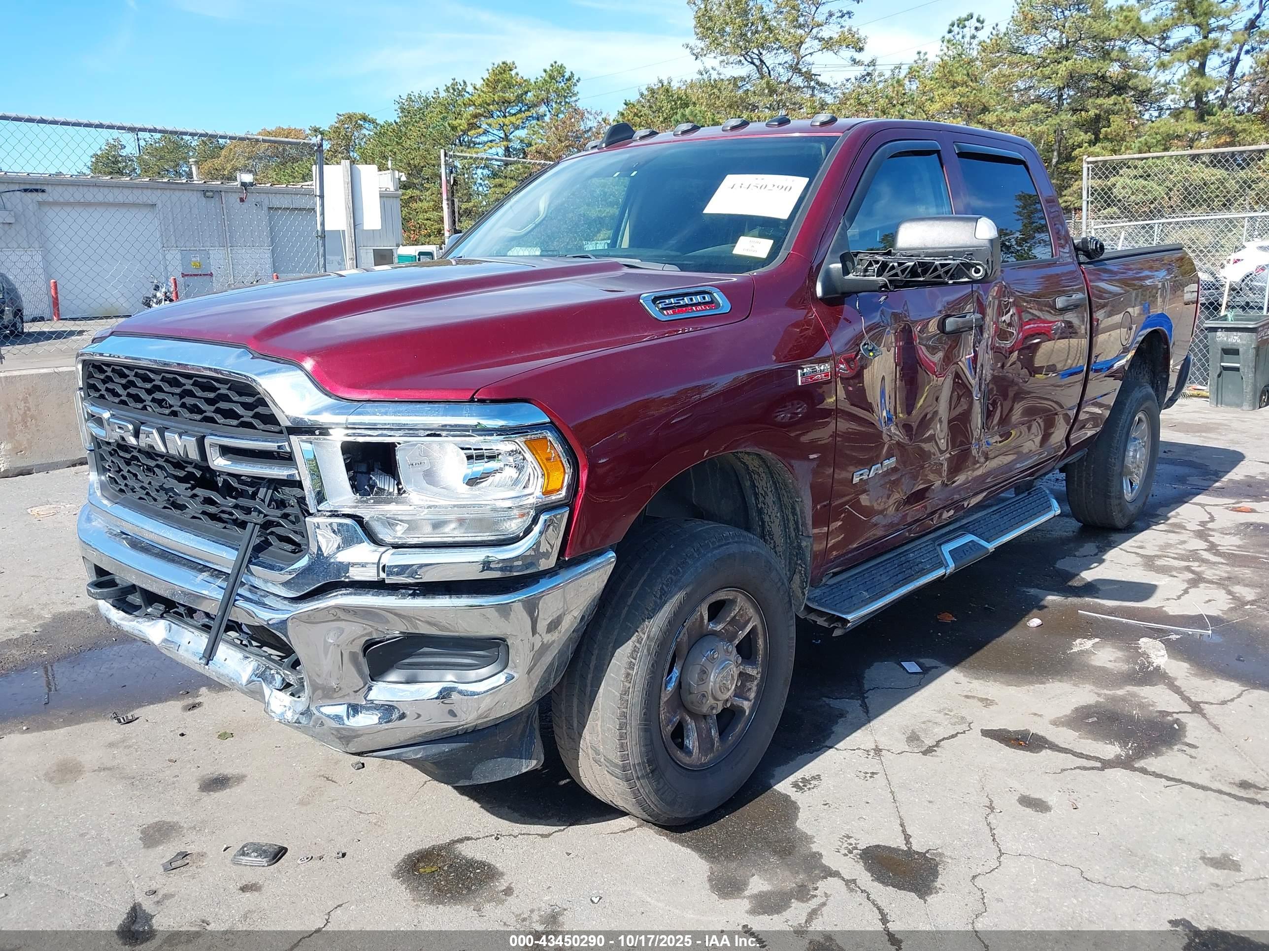 RAM 2500 image 2