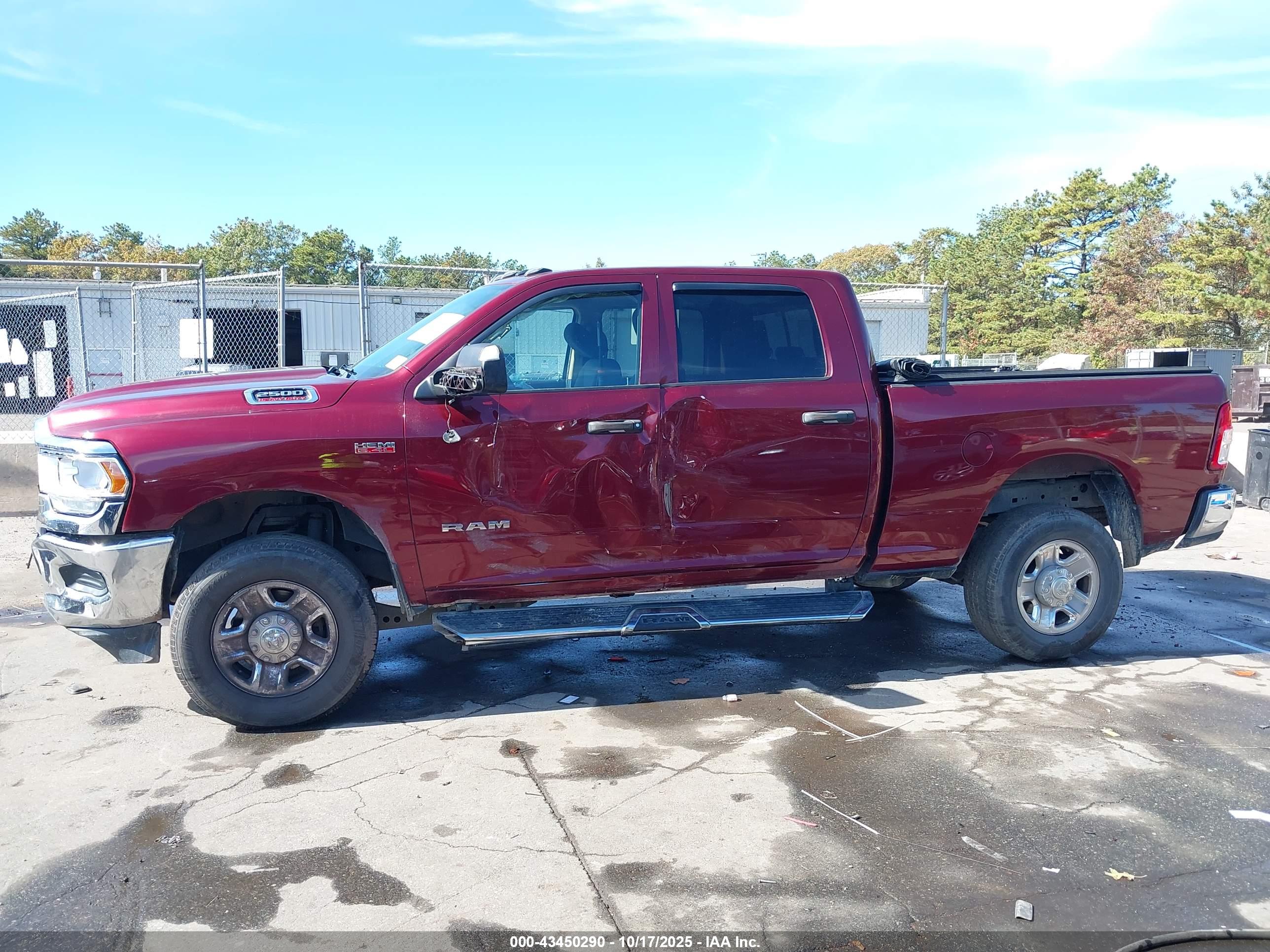 RAM 2500 image 6