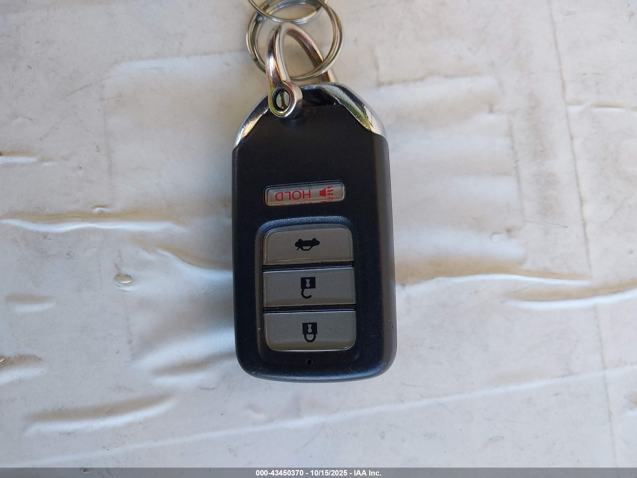 HONDA ACCORD image 11
