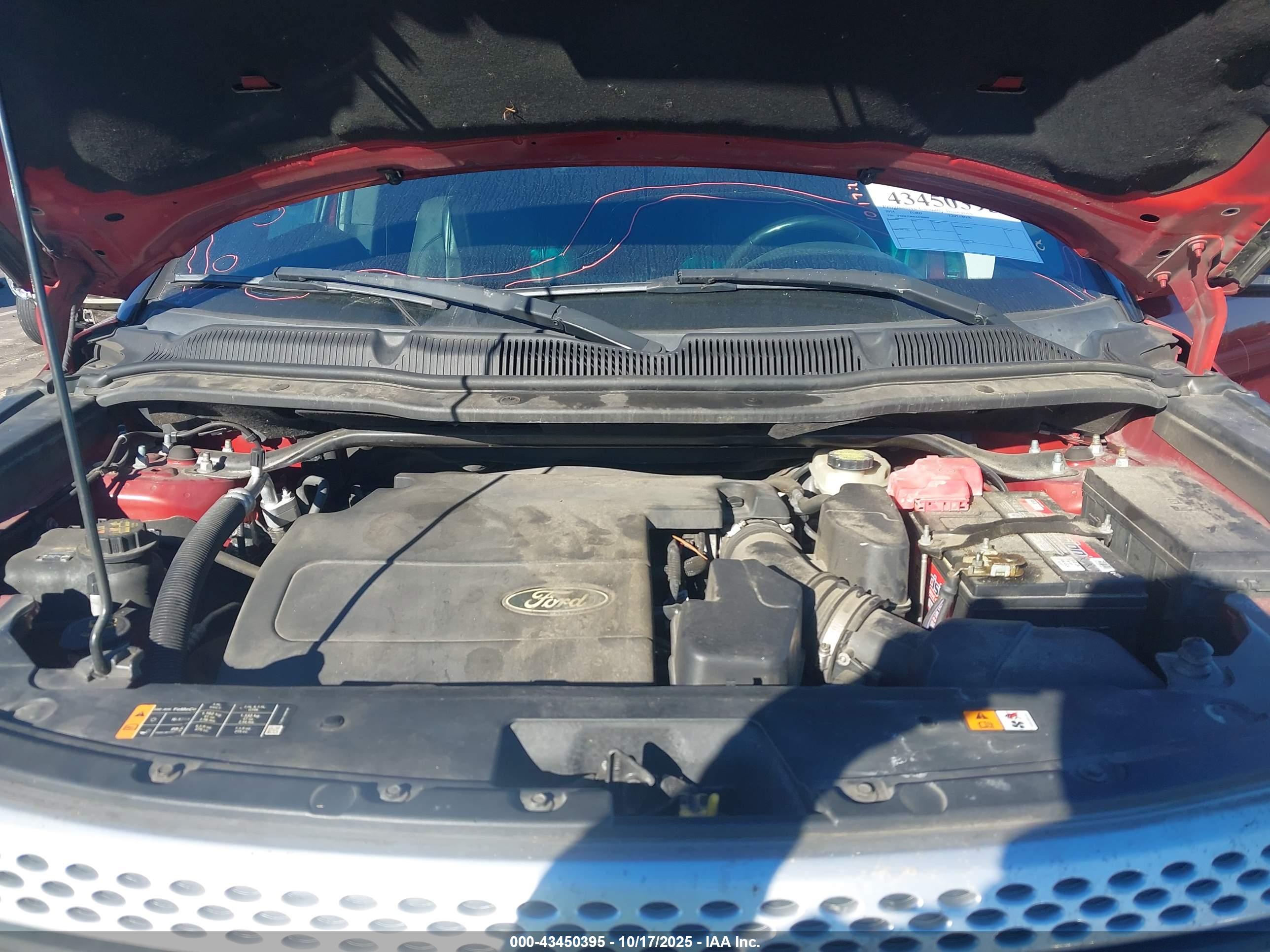 FORD EXPLORER image 10