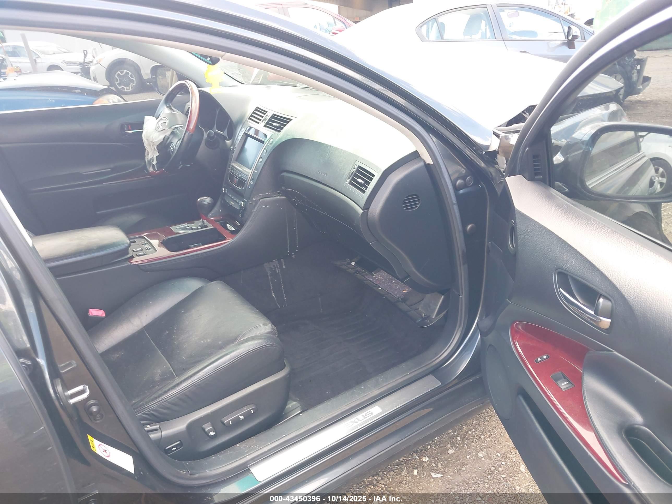 LEXUS GS image 5