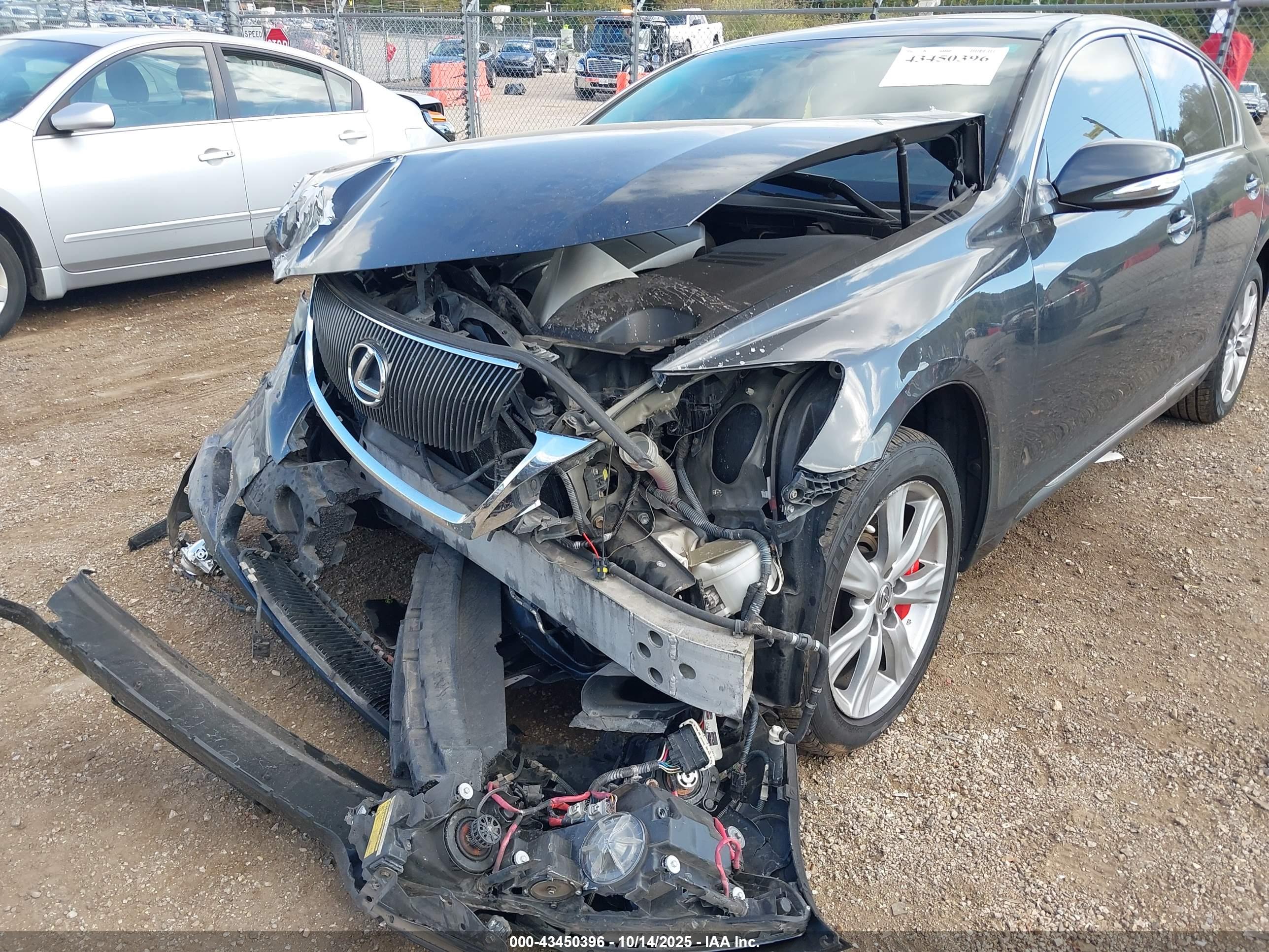 LEXUS GS image 6
