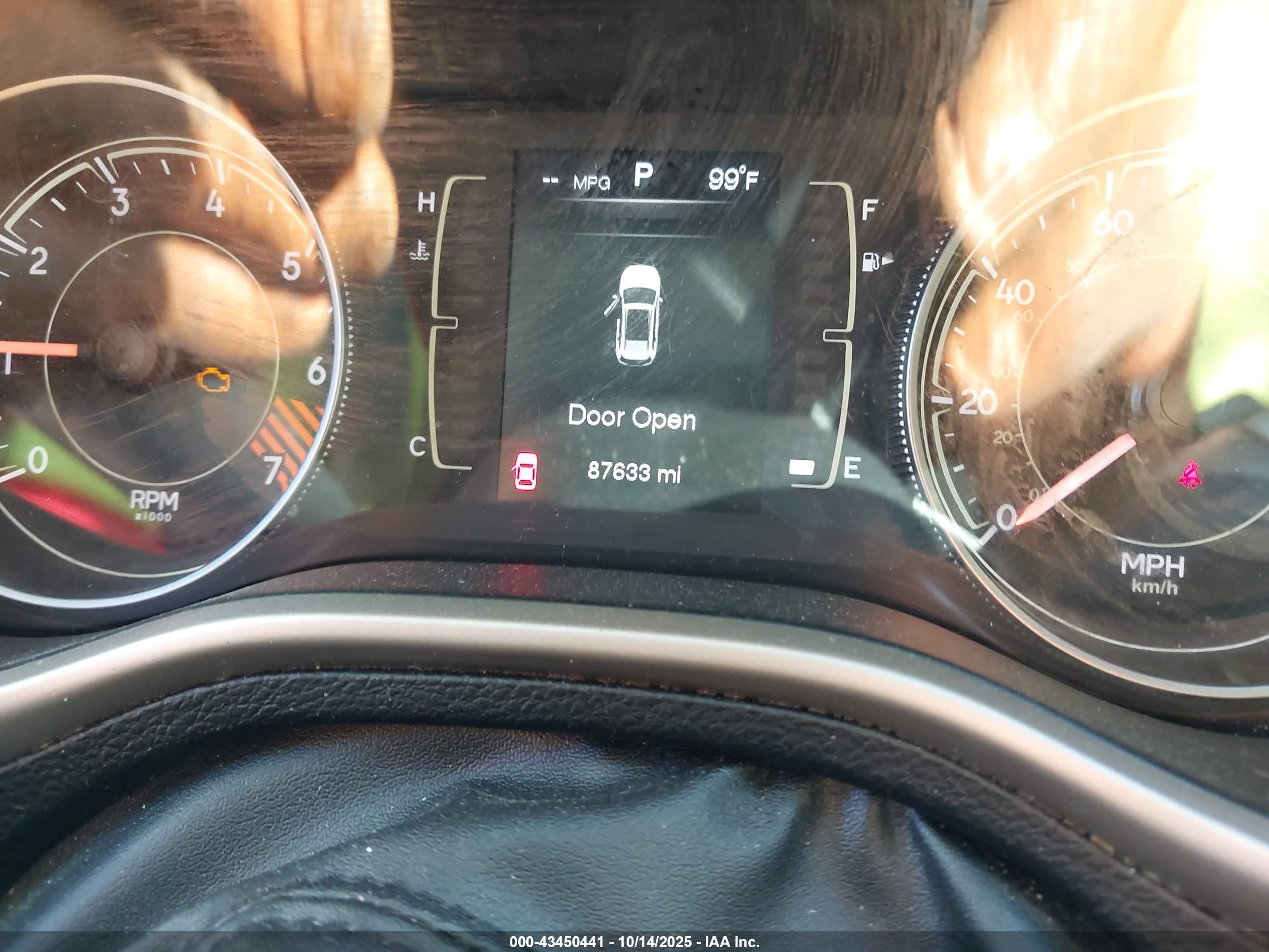 JEEP CHEROKEE image 7