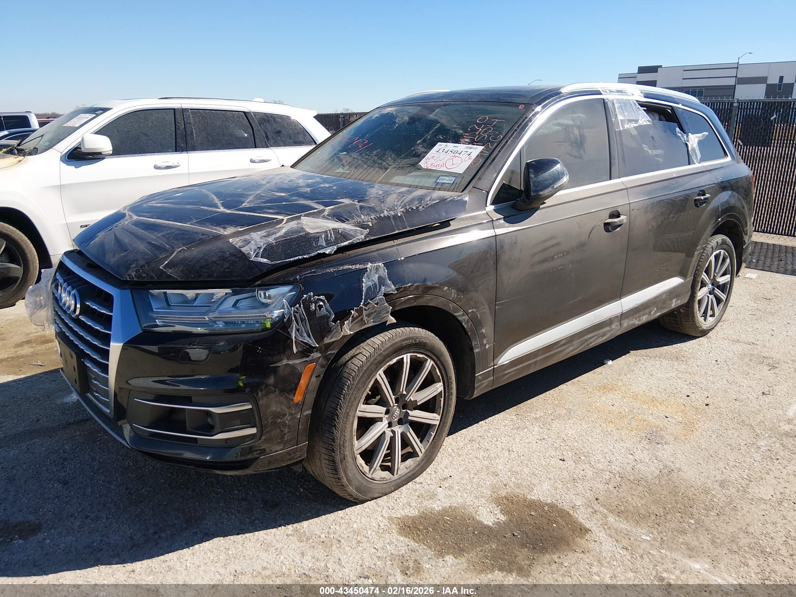 AUDI Q7 image 2