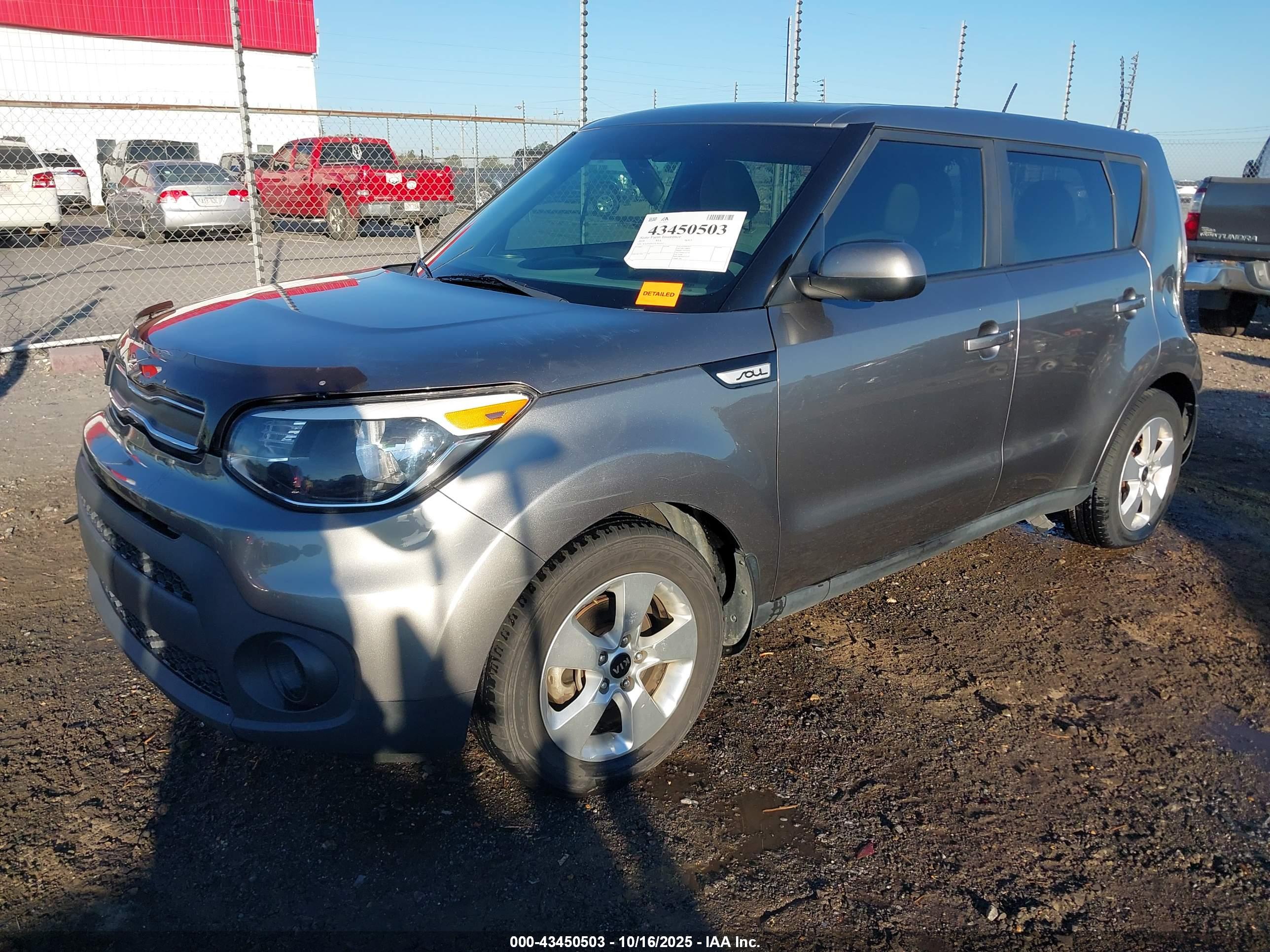 KIA SOUL image 2