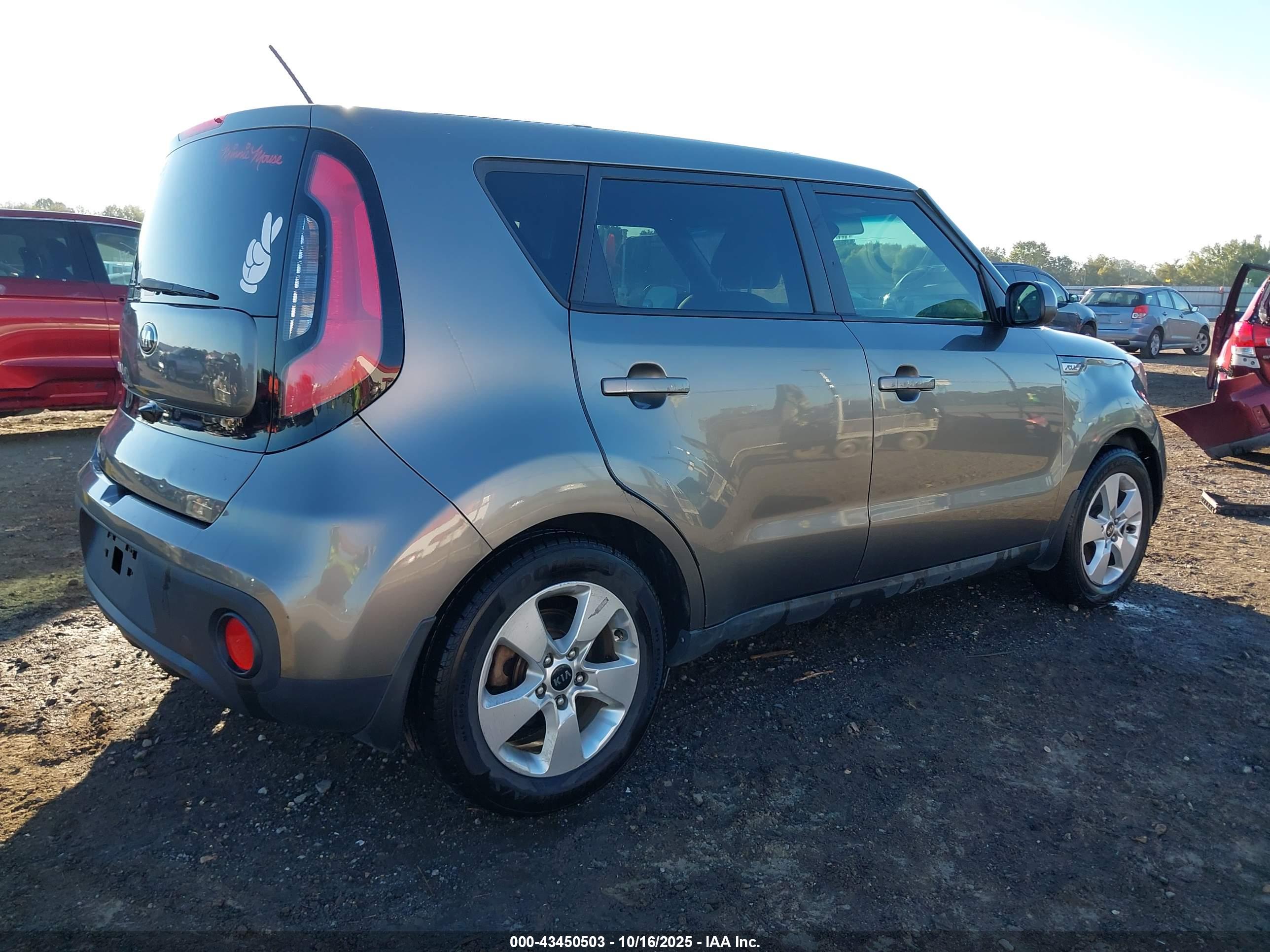 KIA SOUL image 4