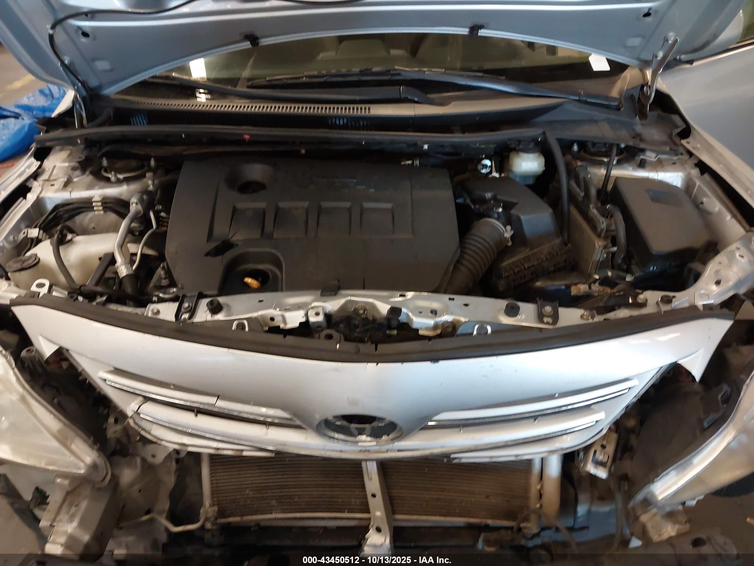 TOYOTA COROLLA image 10