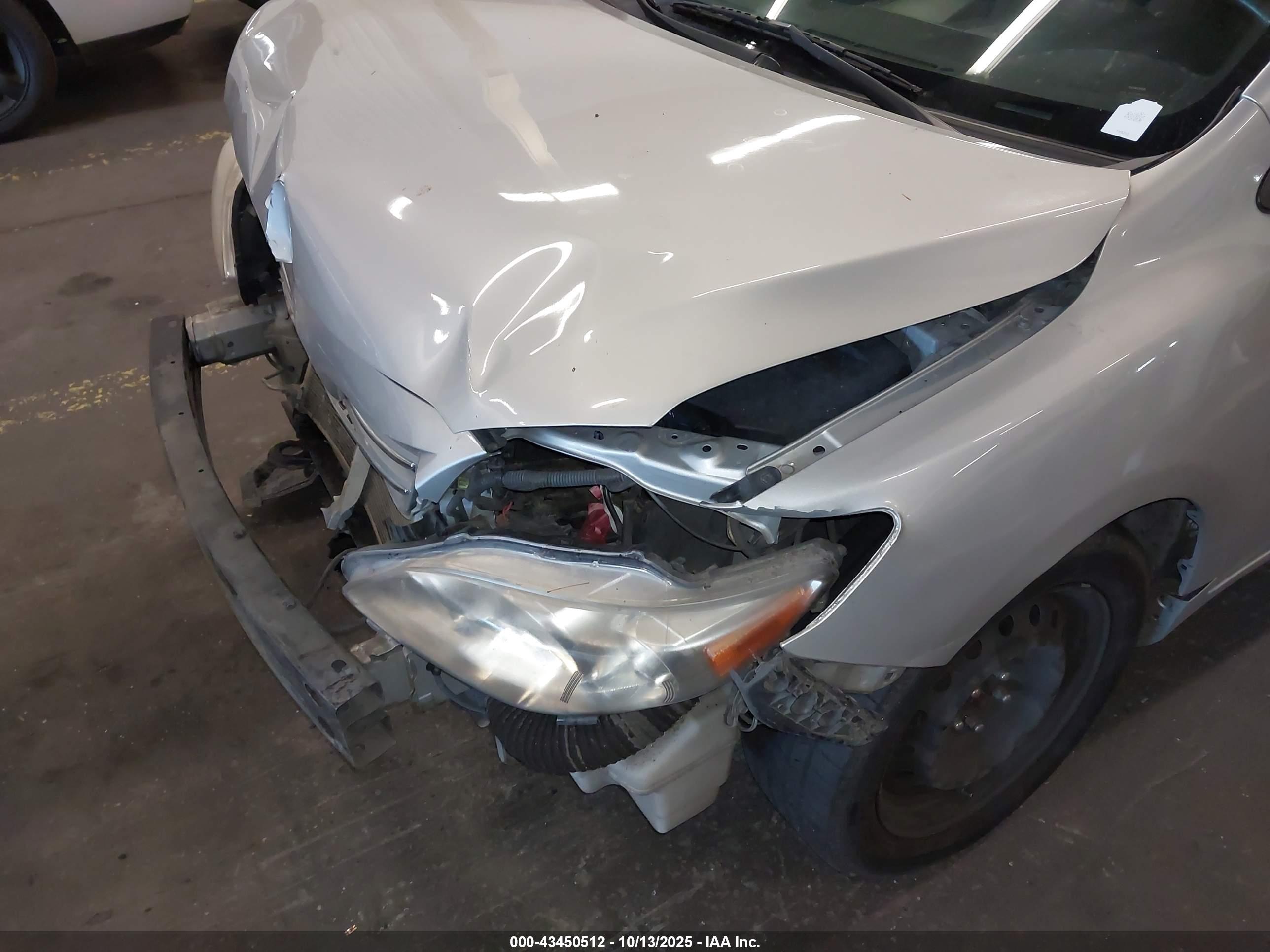 TOYOTA COROLLA image 6