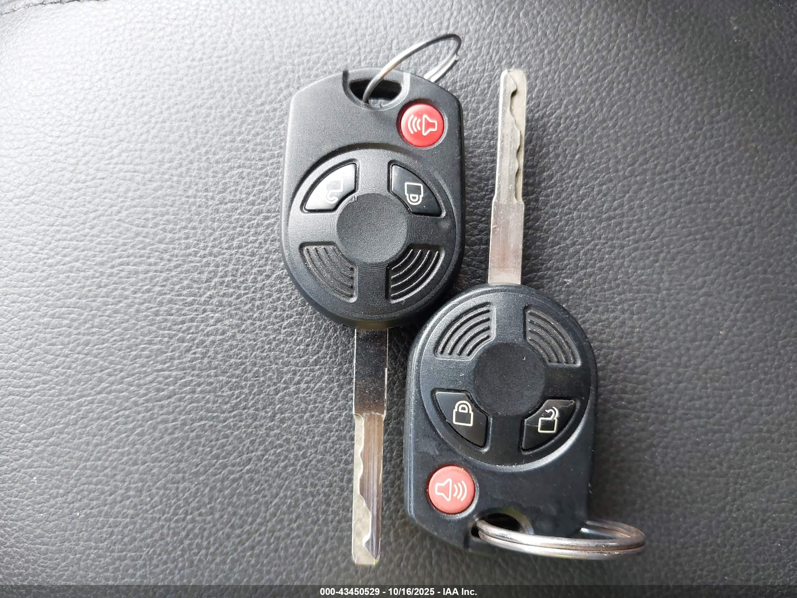 FORD ESCAPE image 11