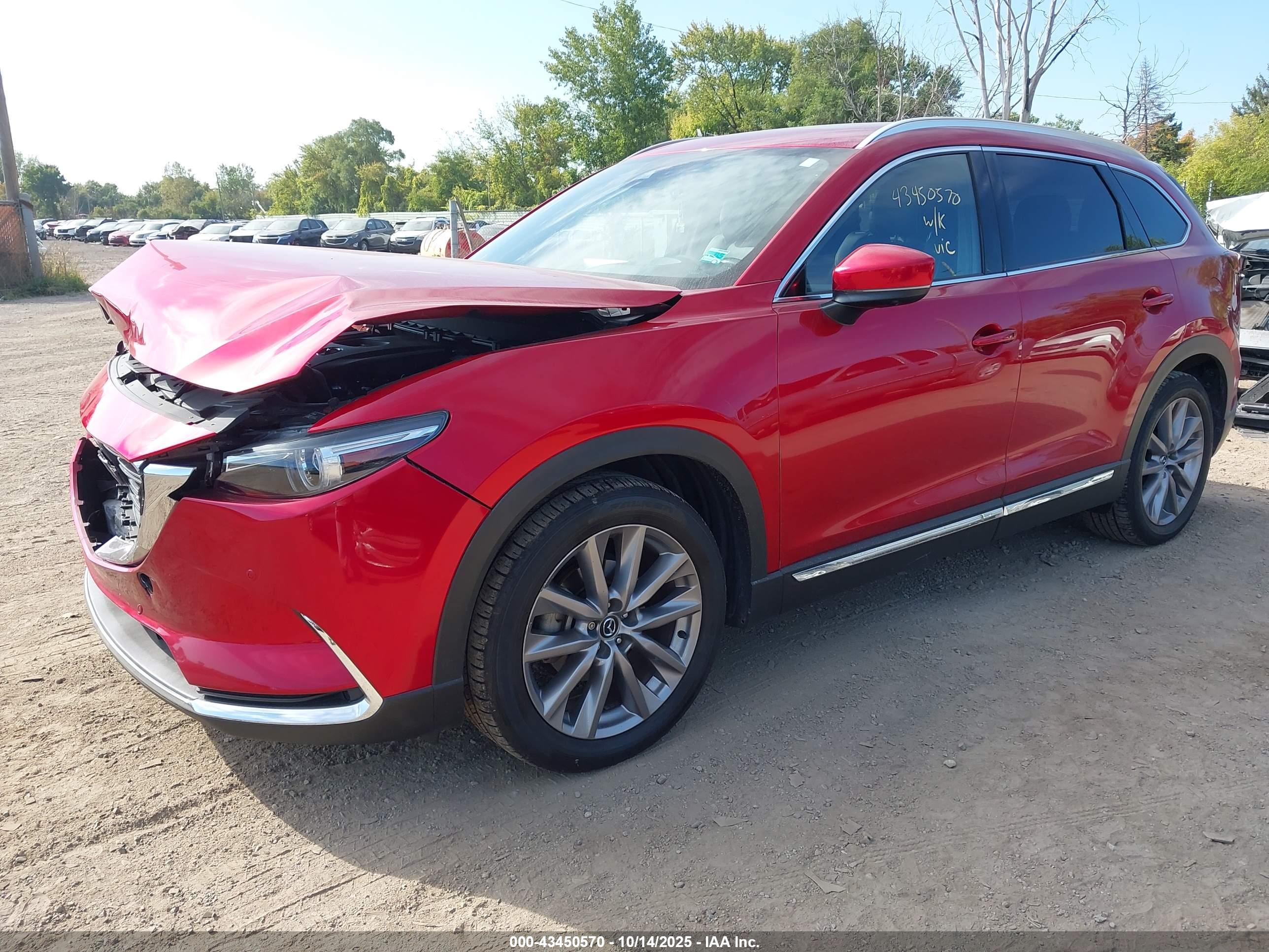 MAZDA CX-9 image 2
