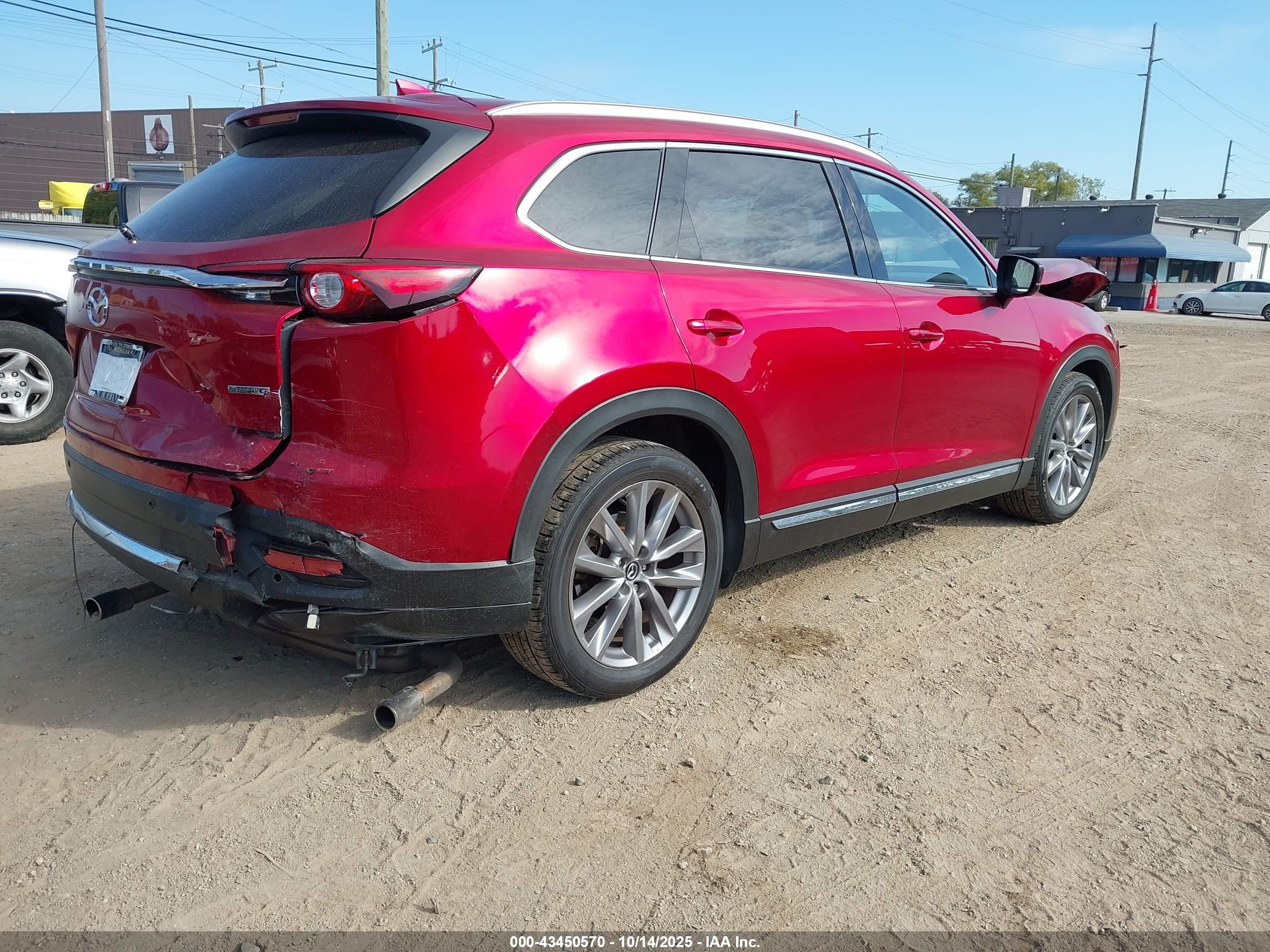 MAZDA CX-9 image 4