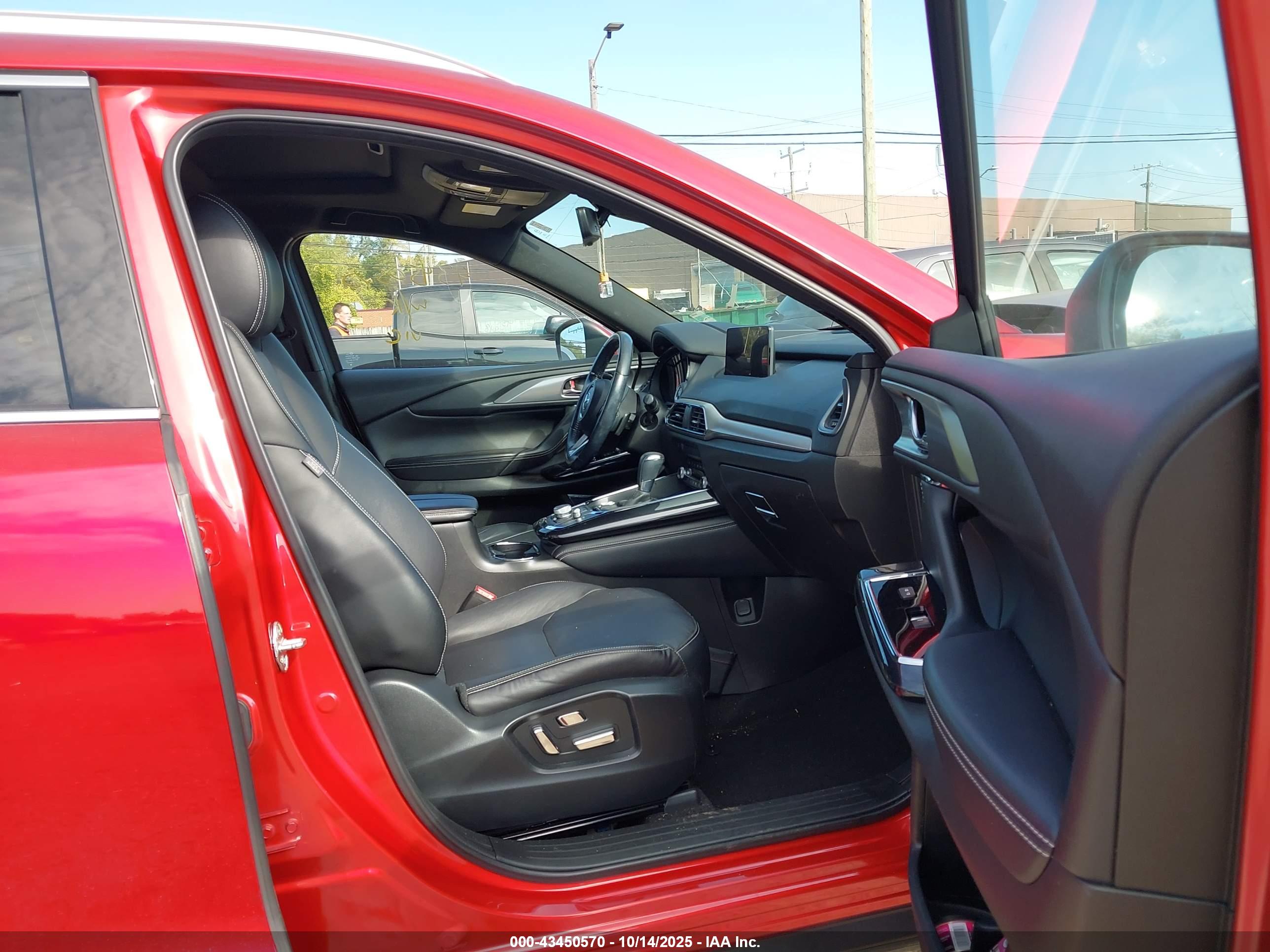 MAZDA CX-9 image 5