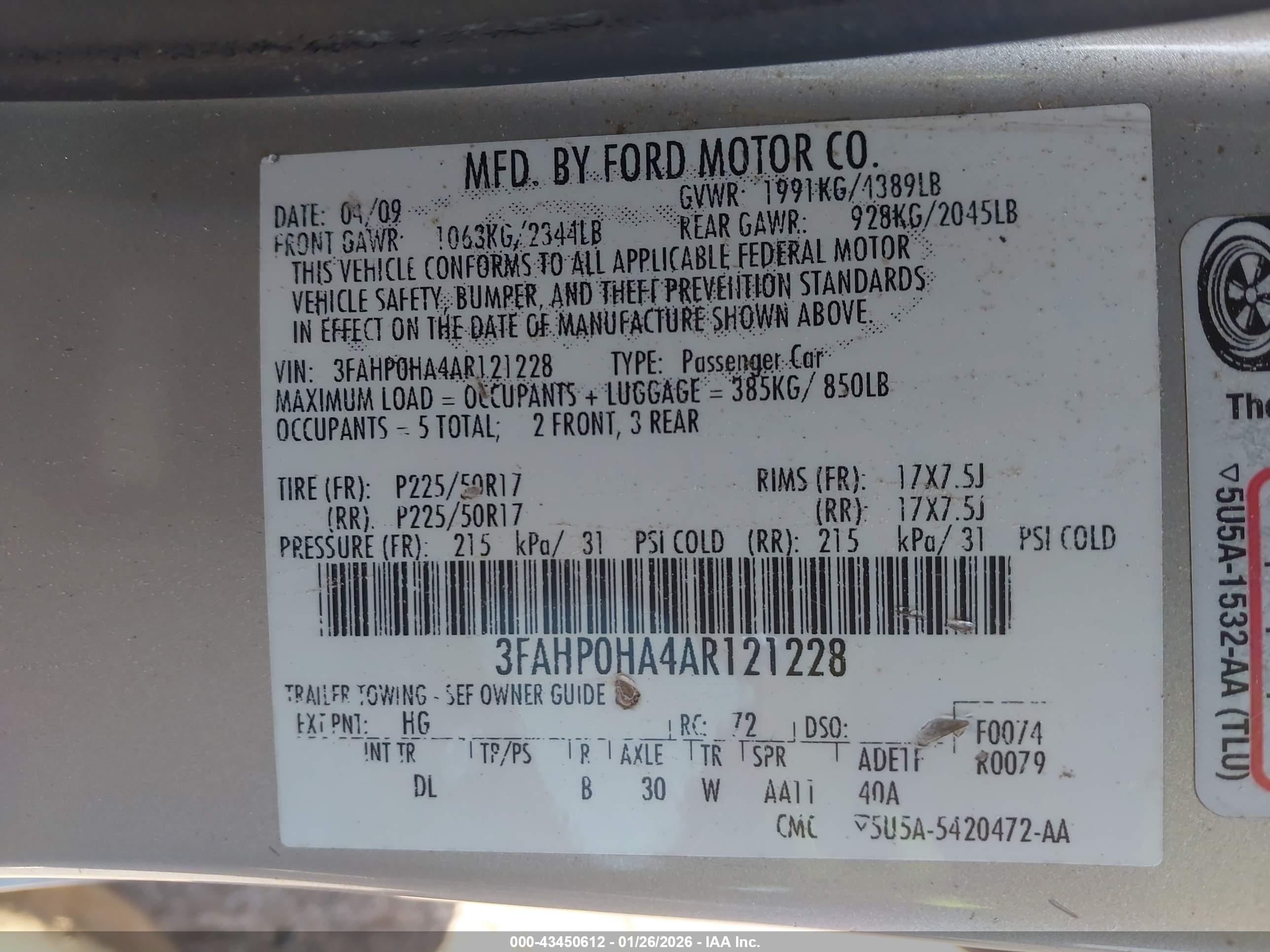 FORD FUSION image 9