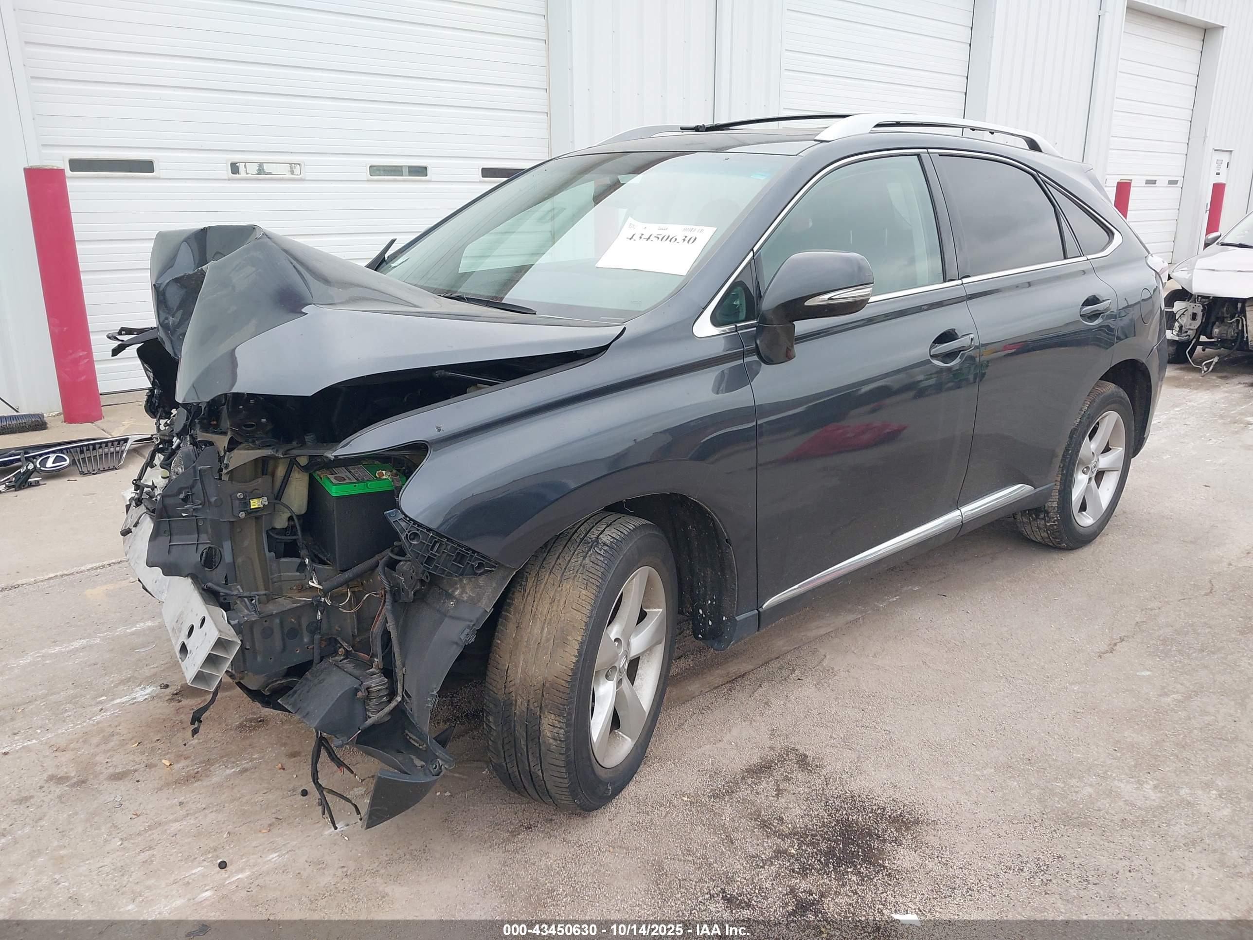 LEXUS RX image 2