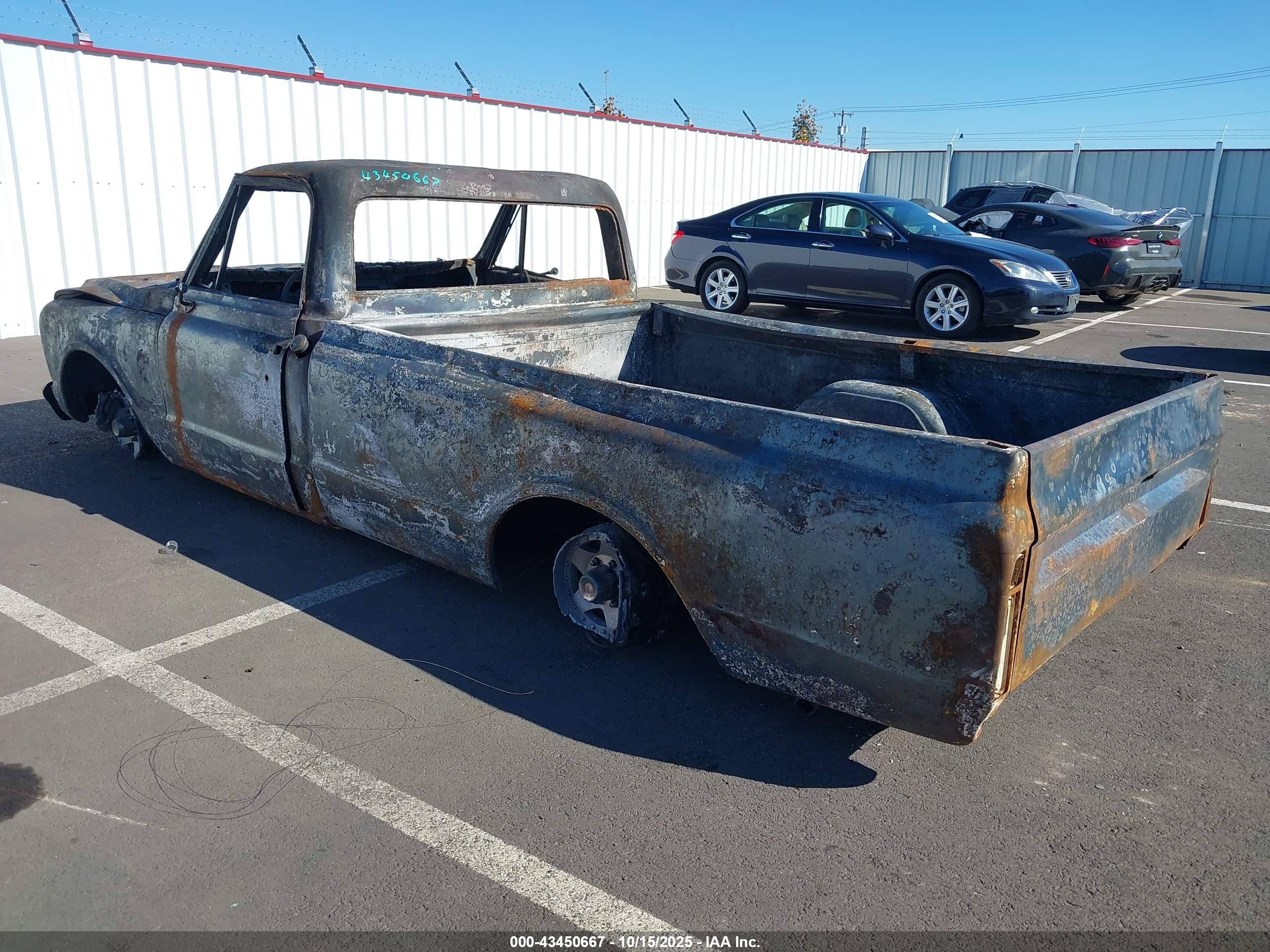CHEV PICKUP image 3