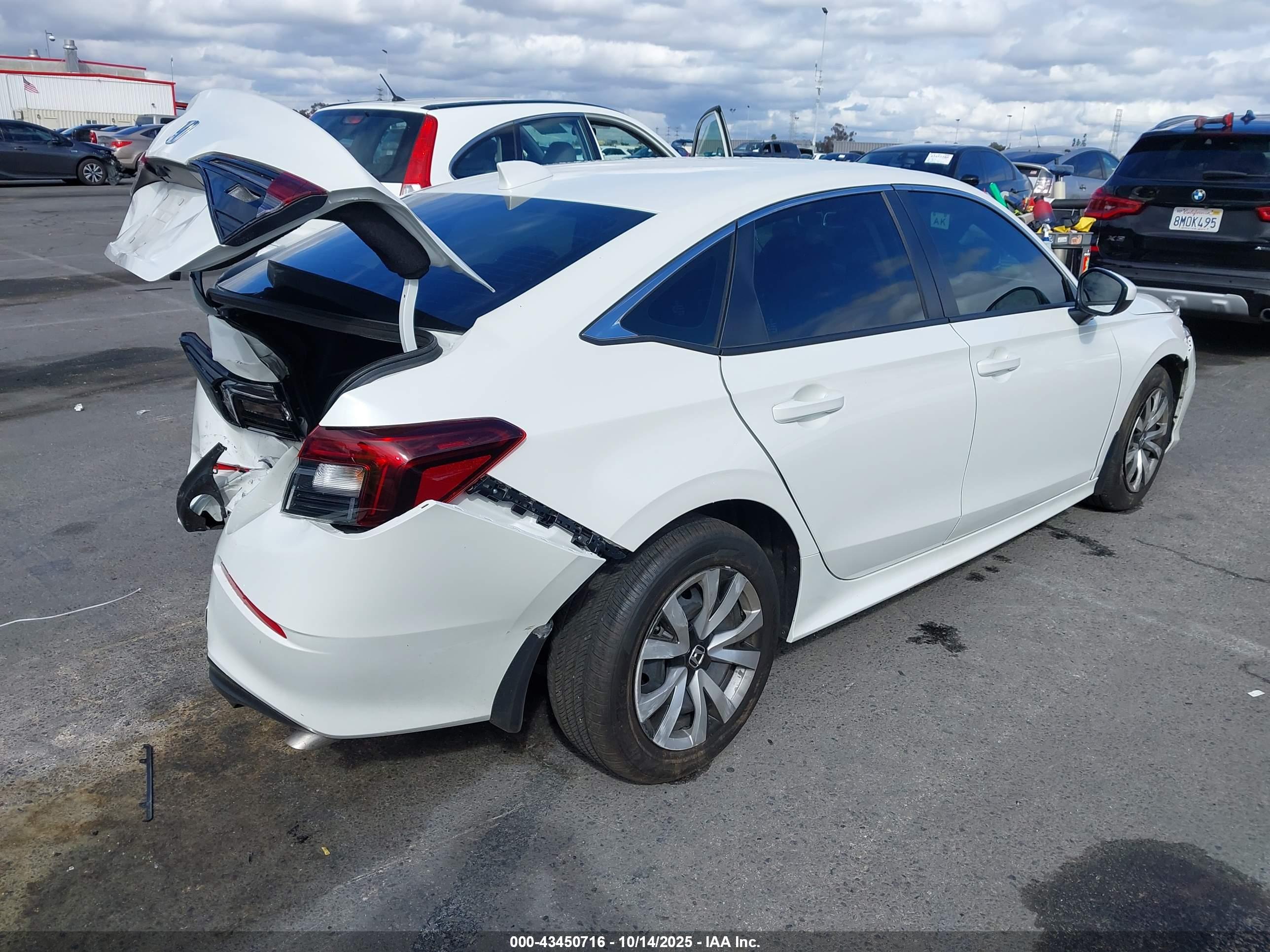 HONDA CIVIC image 4