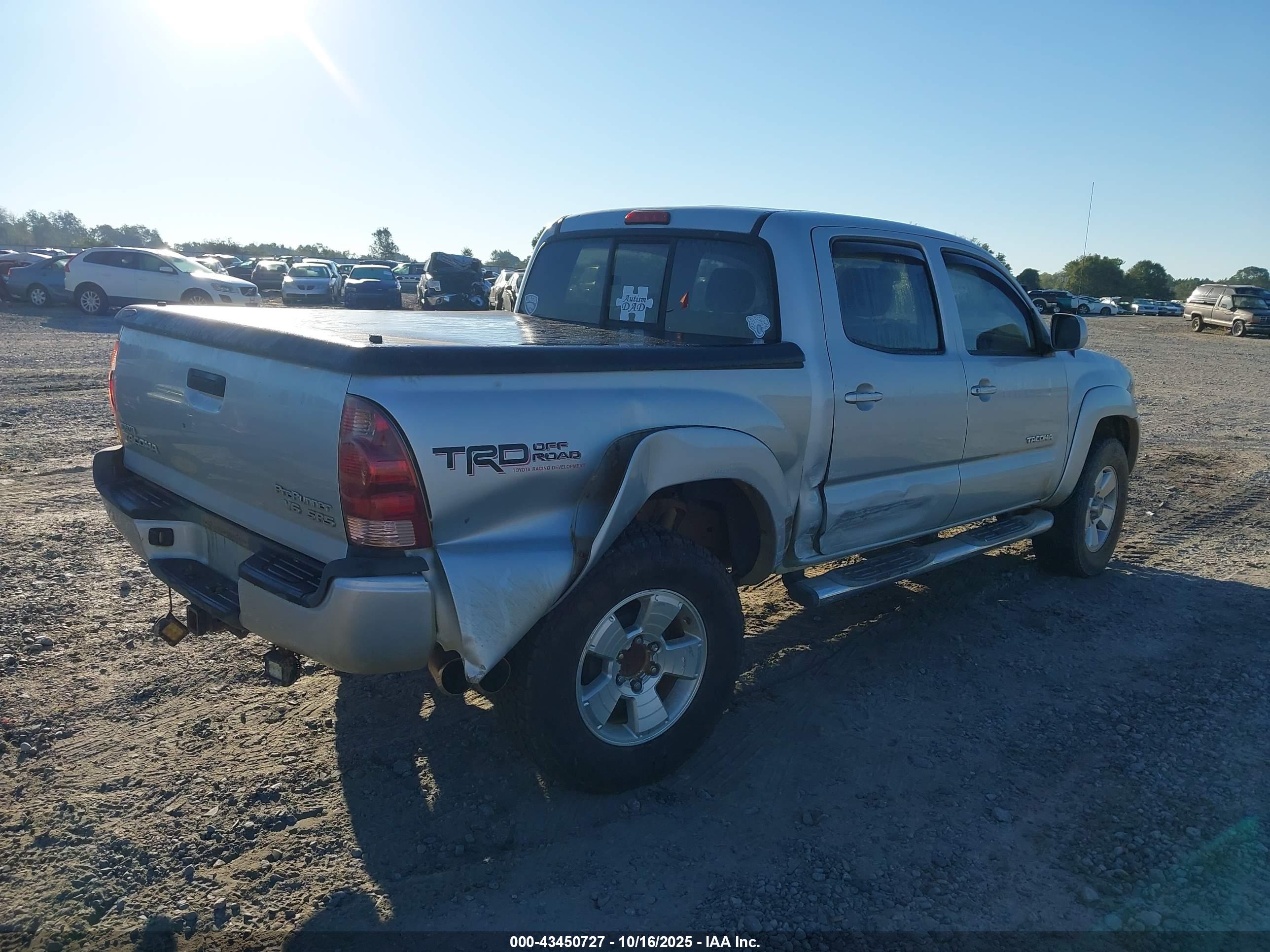 TOYOTA TACOMA image 4