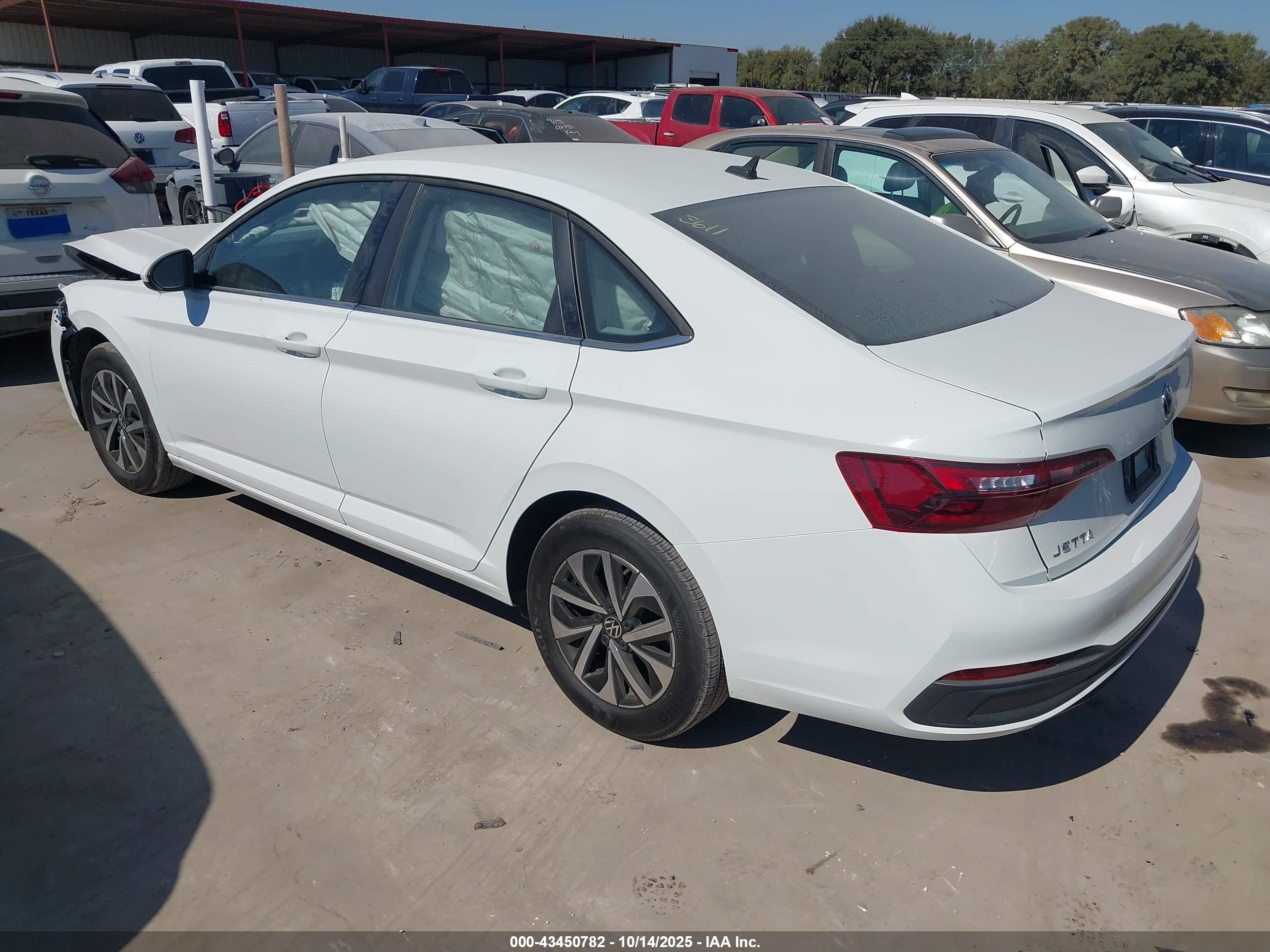 VOLKSWAGEN JETTA image 3