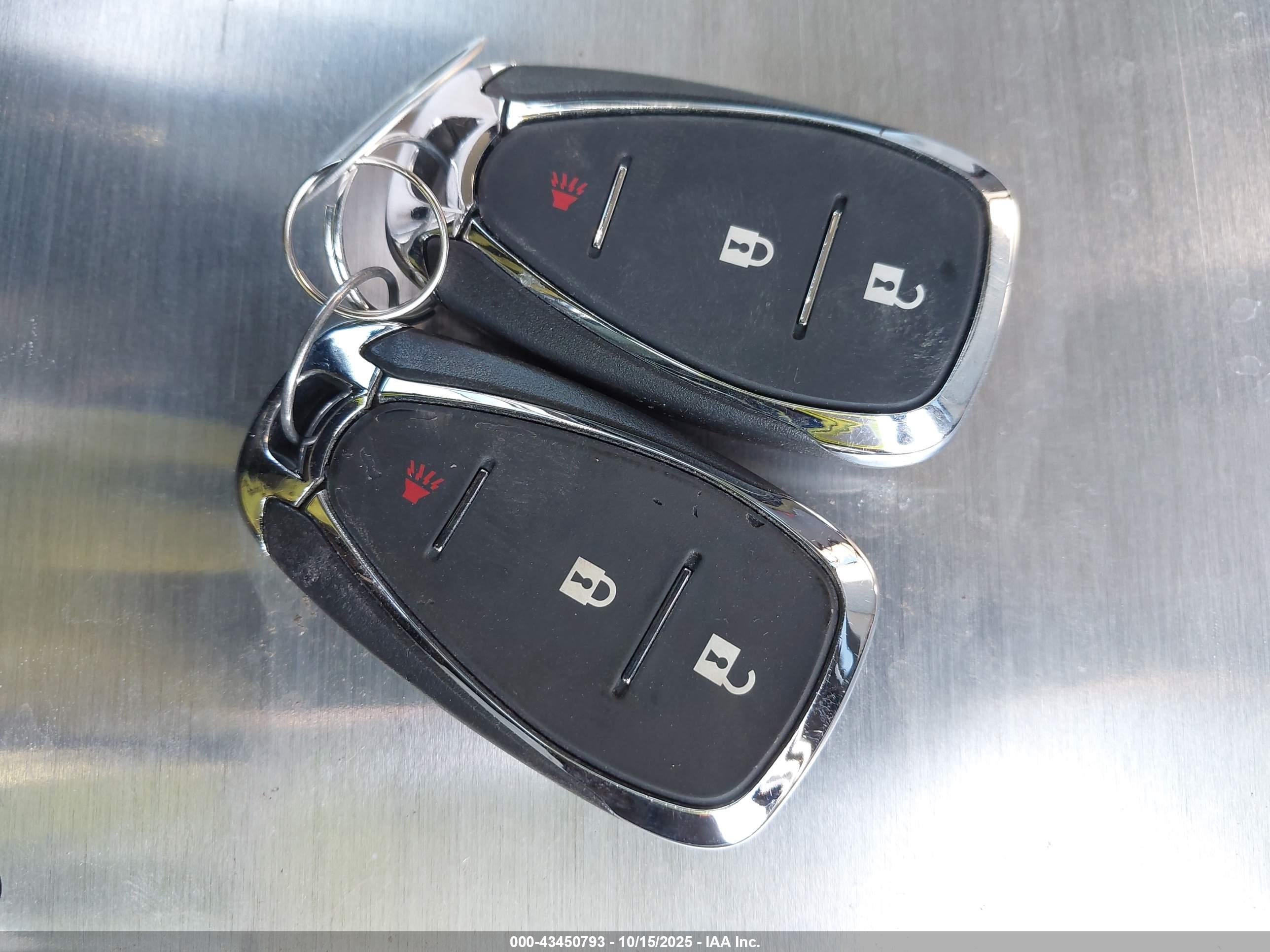 CHEVROLET EQUINOX image 11