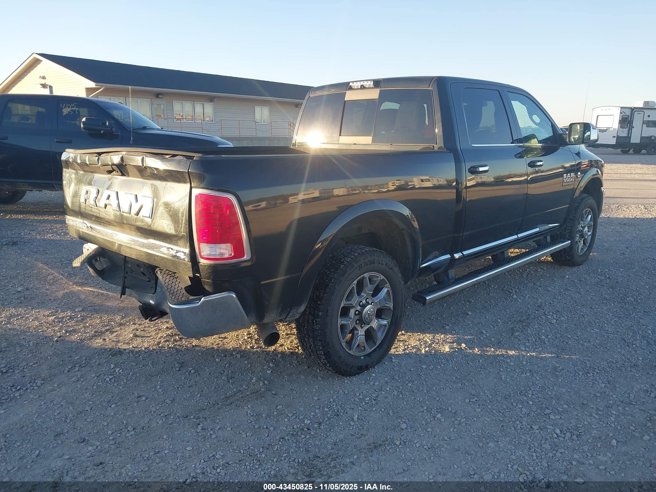 RAM 3500 image 4