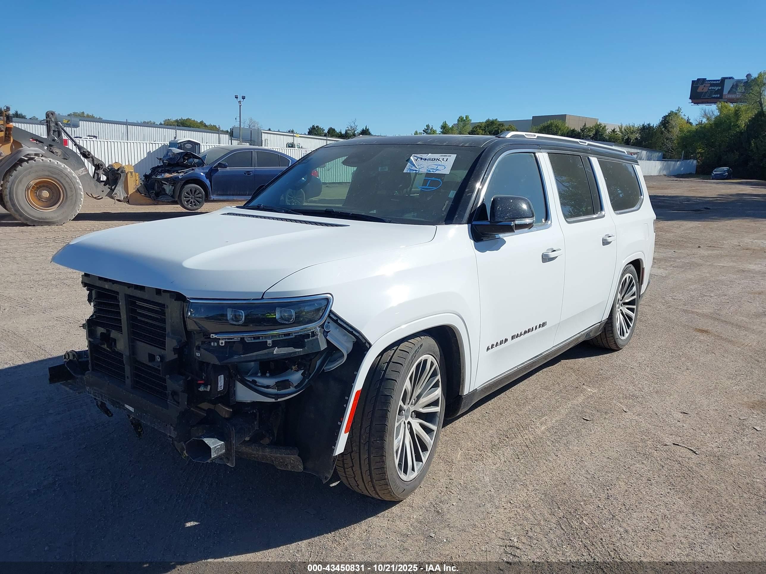 JEEP GRAND image 2