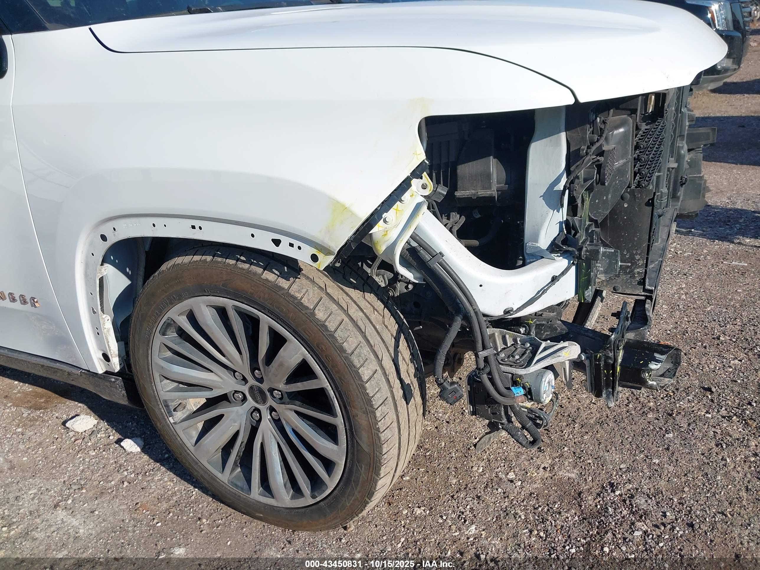 JEEP GRAND image 6