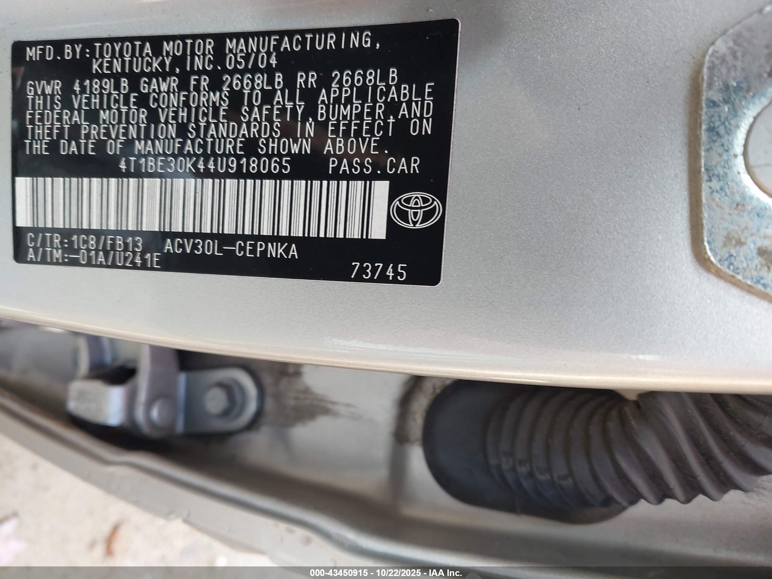 TOYOTA CAMRY image 9