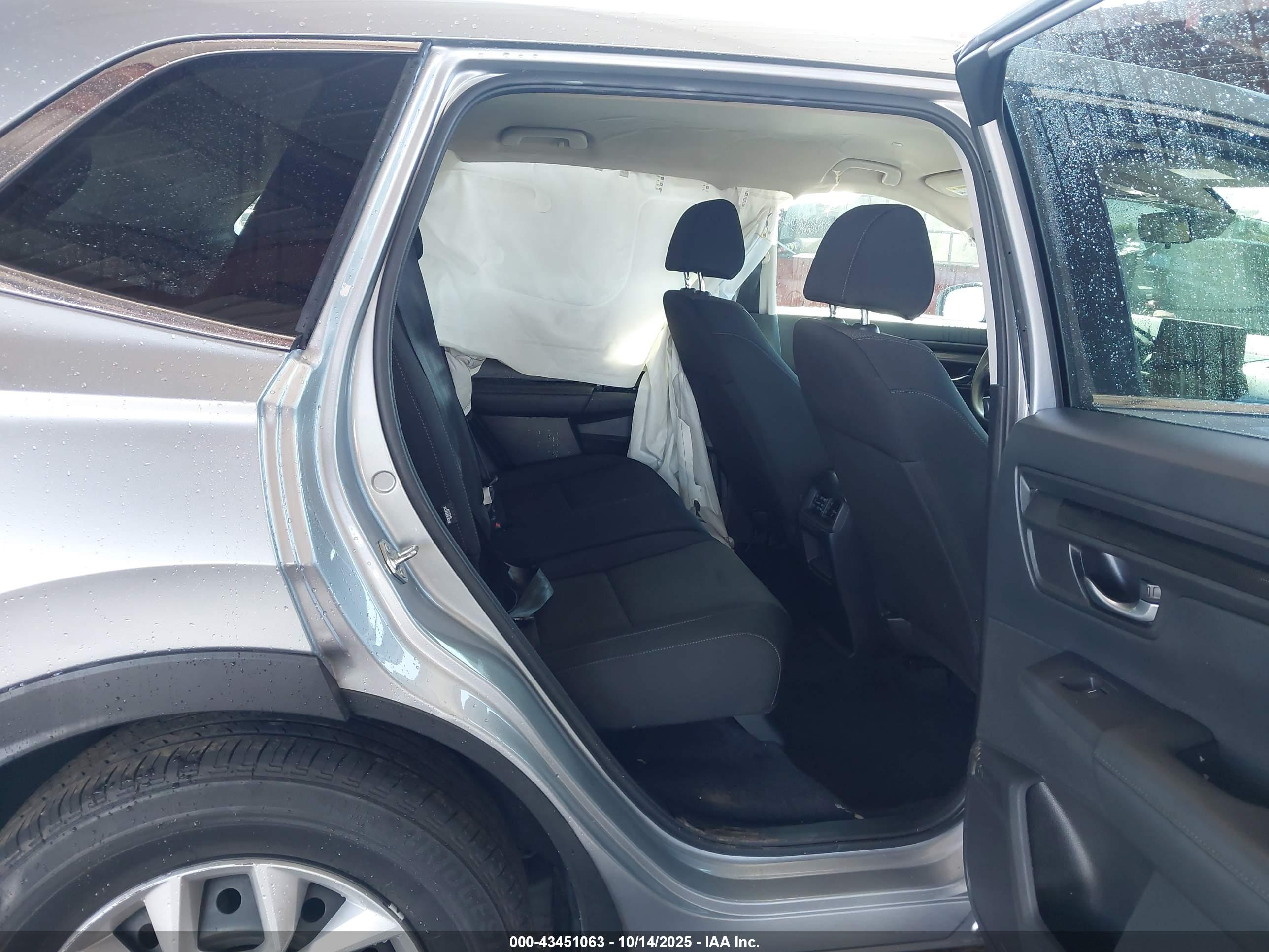 HONDA CR-V image 8