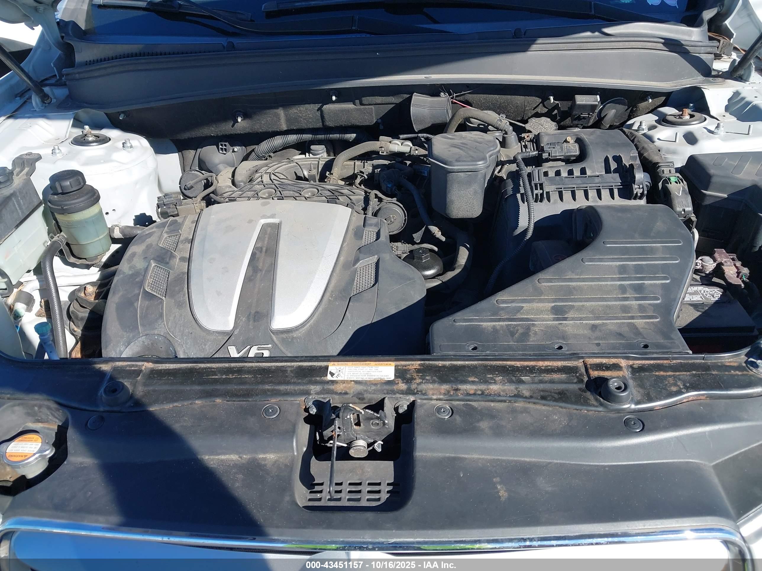 HYUNDAI SANTA image 10