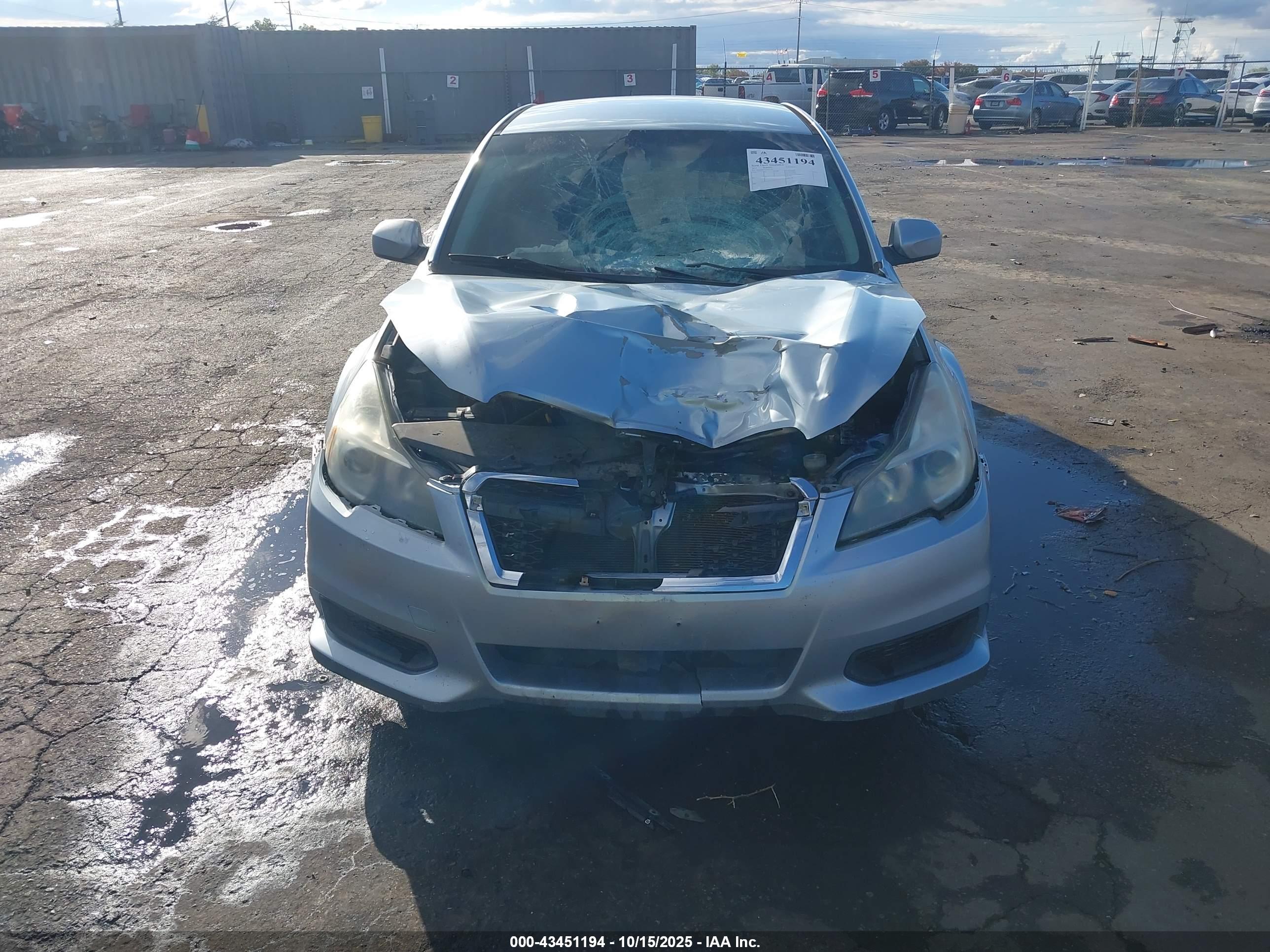 SUBARU LEGACY image 6