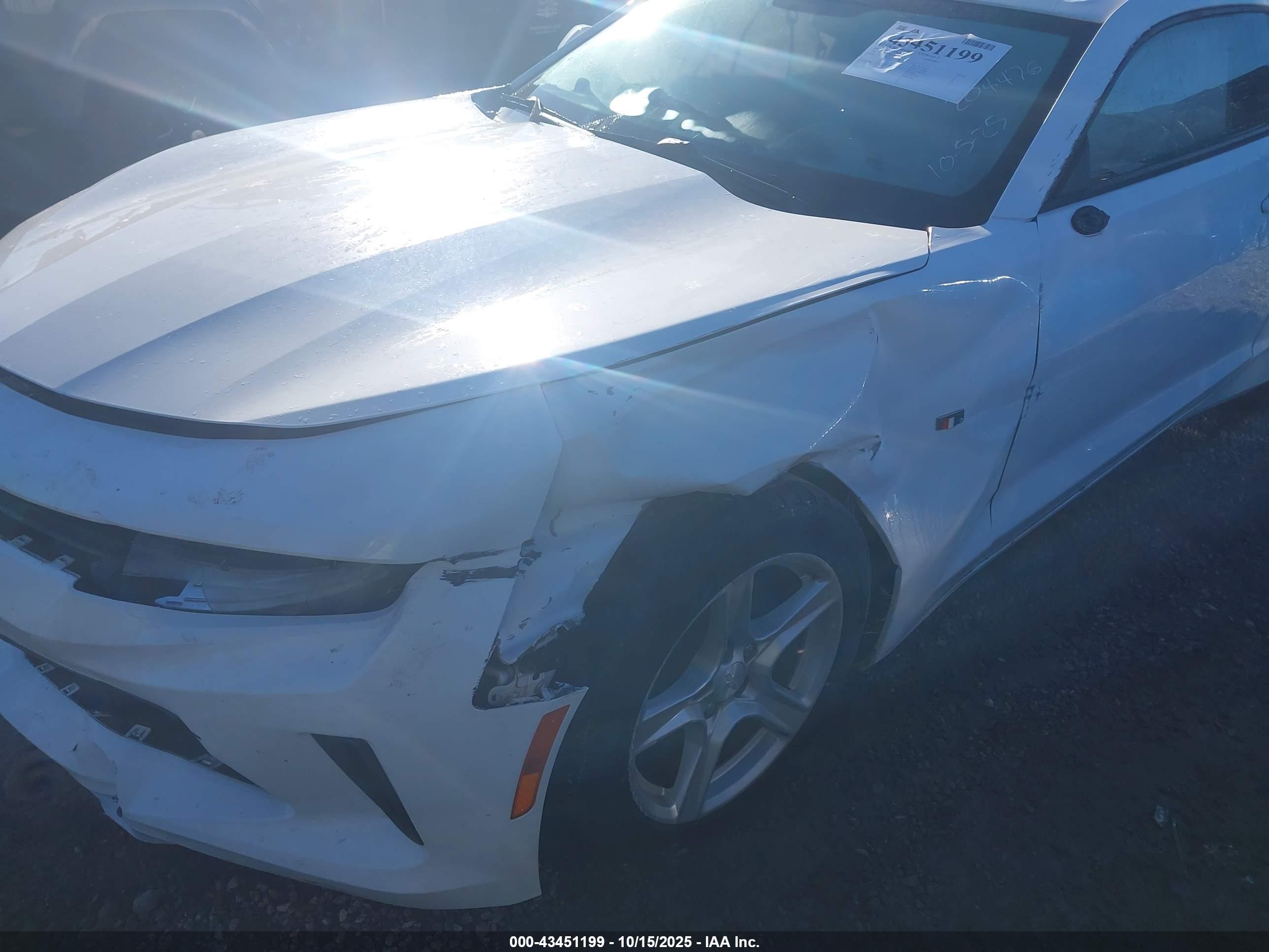 CHEVROLET CAMARO image 6