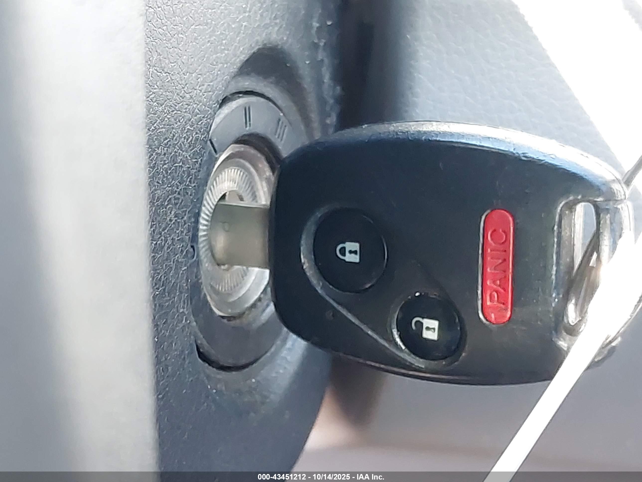 HONDA CIVIC image 11