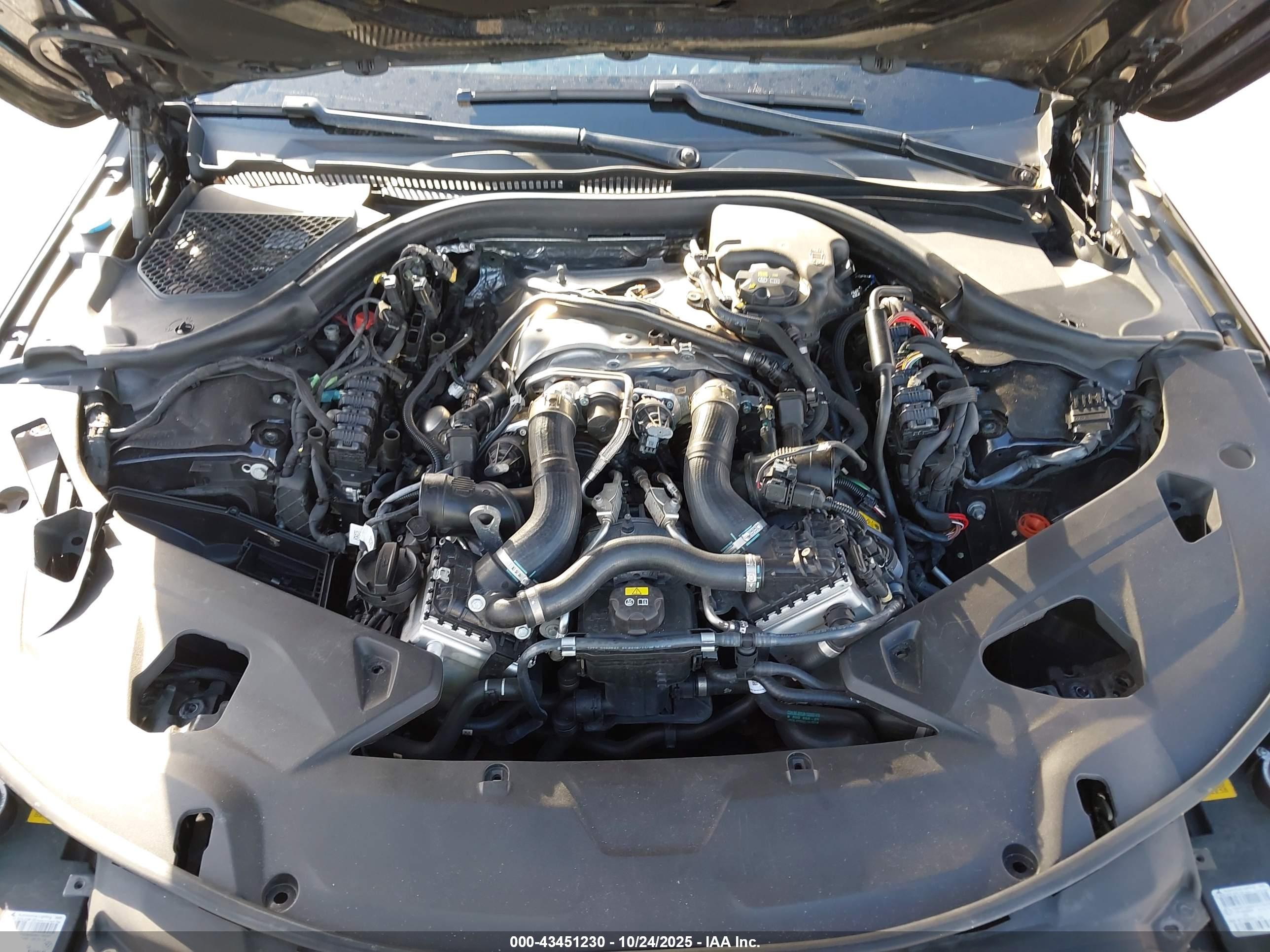 BMW M850I image 6